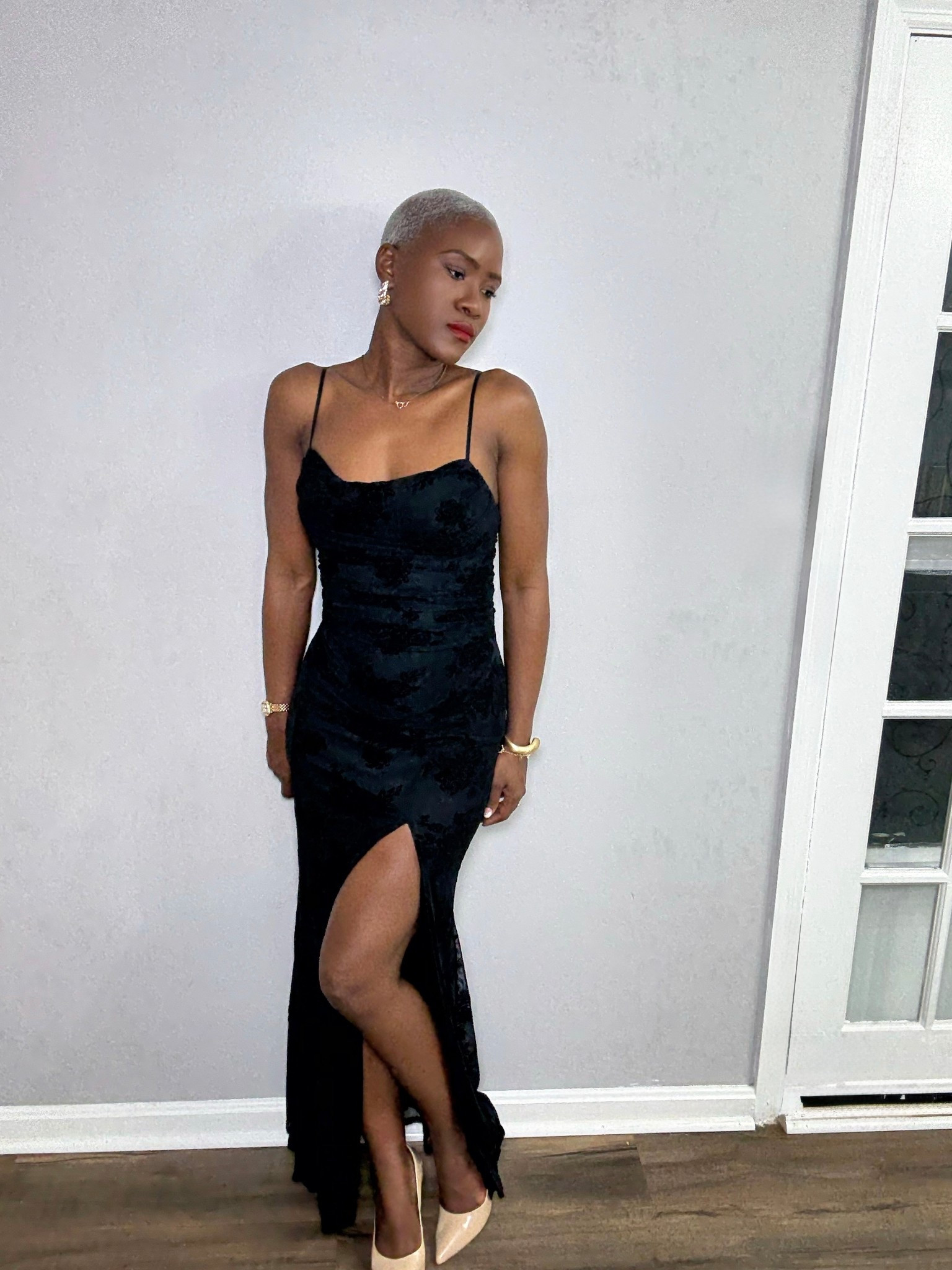 Black dress with side slits 

#LTKTall #LTKootd #LTKgrwm