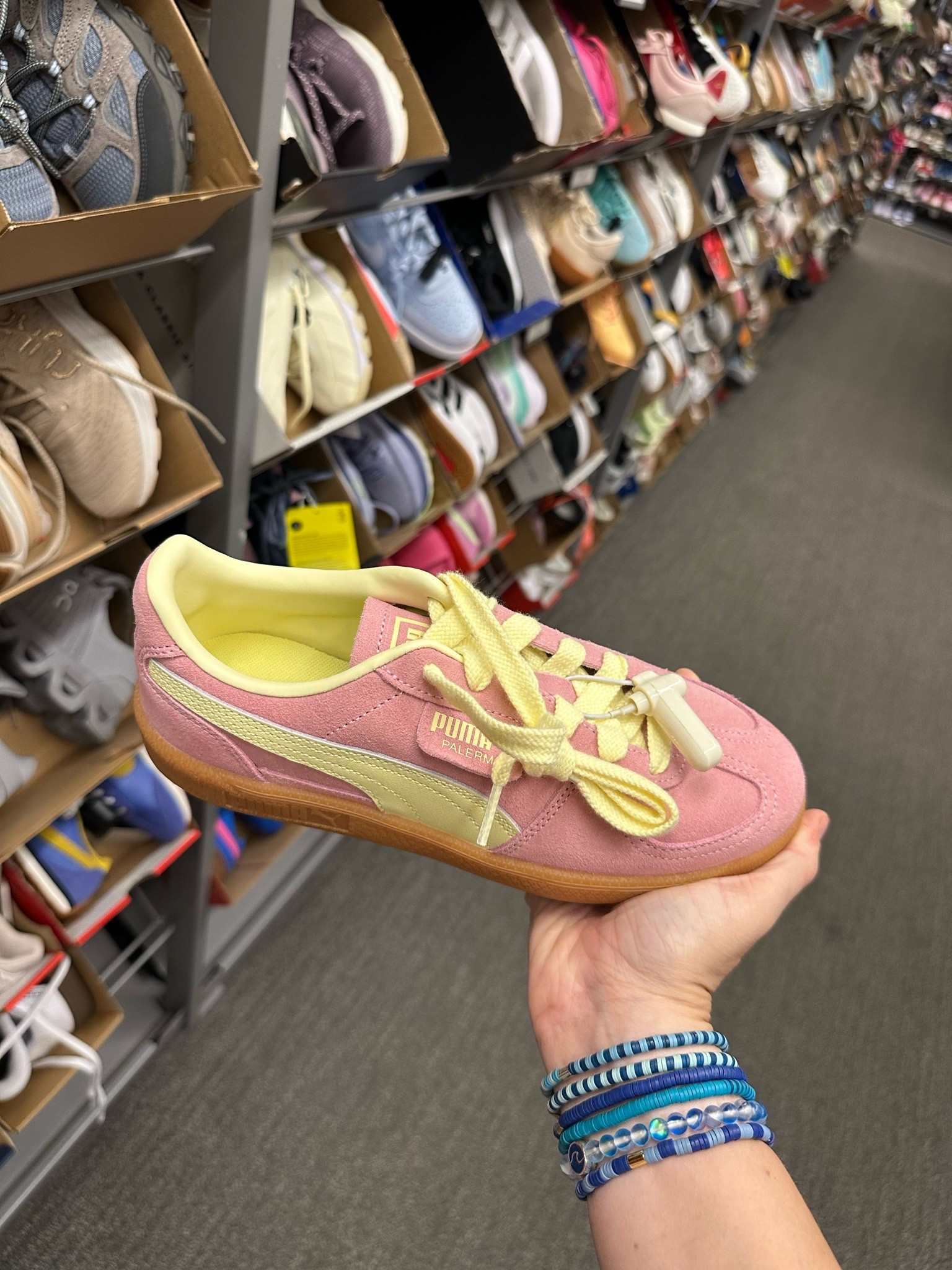 Love these pink & yellow puma sneakers! They’re on sale for only $59! They range from sizes 6-11! So cute for spring!

#LTKSaleAlert #LTKActive