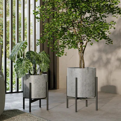 Abigail Mid Century Modern Indoor Metal Pot Planter With 4-Leg Metal Base - Set | Wayfair North America