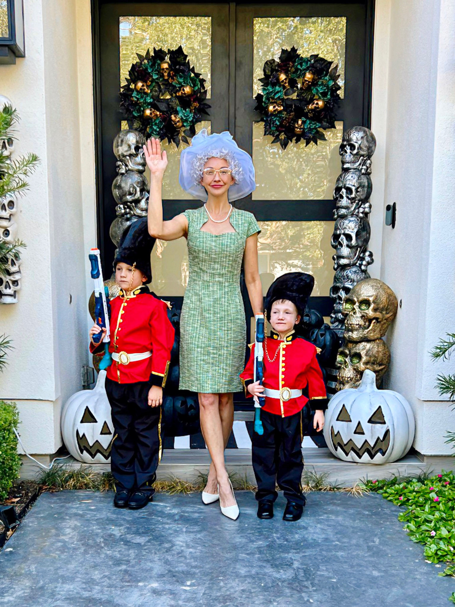 Family Halloween Costume — and you can wear this dress year round!



#LTKxPrime #LTKfindsunder50 #LTKHalloween