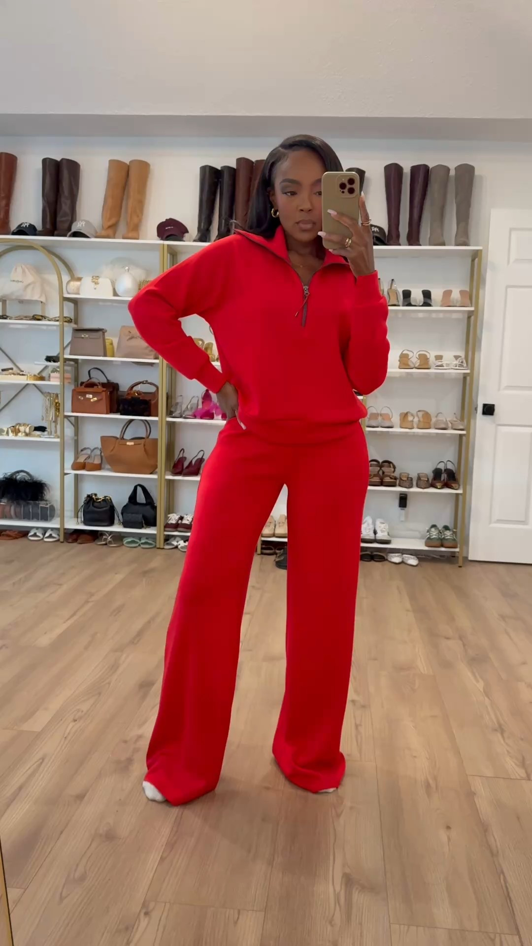 ☁️ The Softest Sweat Suit Ever ☁️

This Spanx sweat suit is next-level comfort—it literally feels like butter on the skin! 🧈✨ Whether you’re running errands, lounging, or dressing it up with sneakers and a trench coat, this set is a must-have. Cozy, chic, and smoothing in all the right places!

💬 Are you loving this buttery-soft set? Drop a 🔥 in the comments if you need this in your wardrobe!

✨ For reference: I’m 5’4”, 140 lbs, size small & size 6!

#Spanx #SweatSuitStyle #LuxuryLoungewear #MidsizeFashion #PetiteFashion #PlusSizeFashion #TallWomenFashion #BlackWoman #OOTD #ExplorePage #TrendyLooks #ComfortAndChic #Workwear #DressJeans #Shoes #Sandals #DateNightOutfit #BumpFriendly #PostpartumOutfits #TrenchCoat #CountryConcertOutfit #Athleisure #StyleGoals