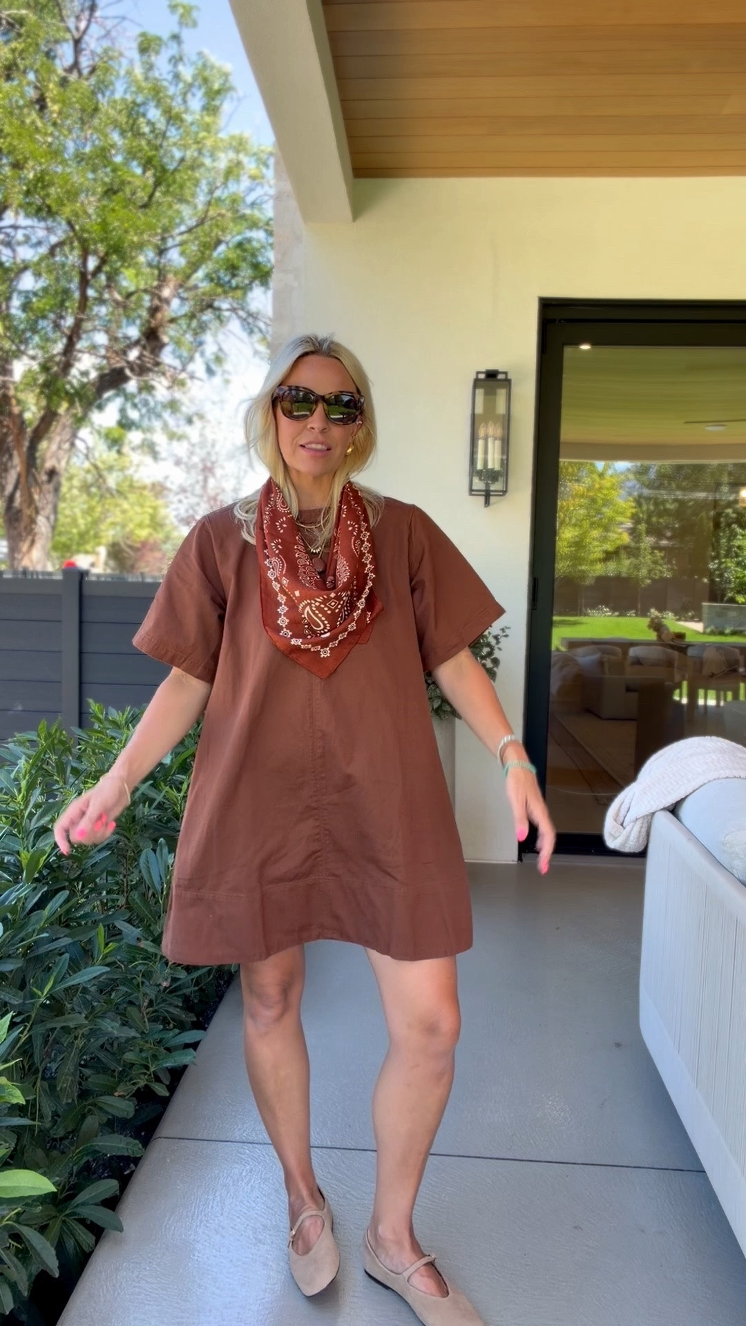 This dress is so cute and so flattering!

#LTKootd #LTKgrwm #LTKmomlife