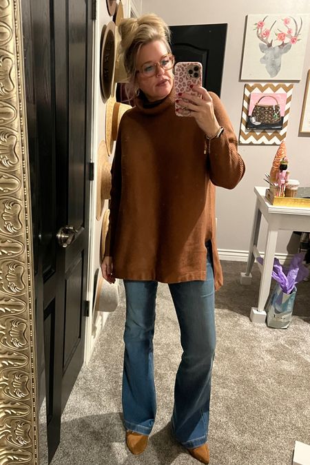 #ootd
Cyber Monday deals…
Last hours to grab
These Spanx Vintage wash mini flares
TTS comes petite re and tall
I am 5’91/2 in reg length (flares run long)

Save 20% biggest sale of year

Amazon sweater tunic comes I. Several colors runs big perfect with leggings or skinny jeans✔️
Save 30-40% off depending on color

Glasses eyebob 

Lip stain City beauty last hours to get 40% off!!



#LTKbeauty #LTKstyletip #LTKsalealert