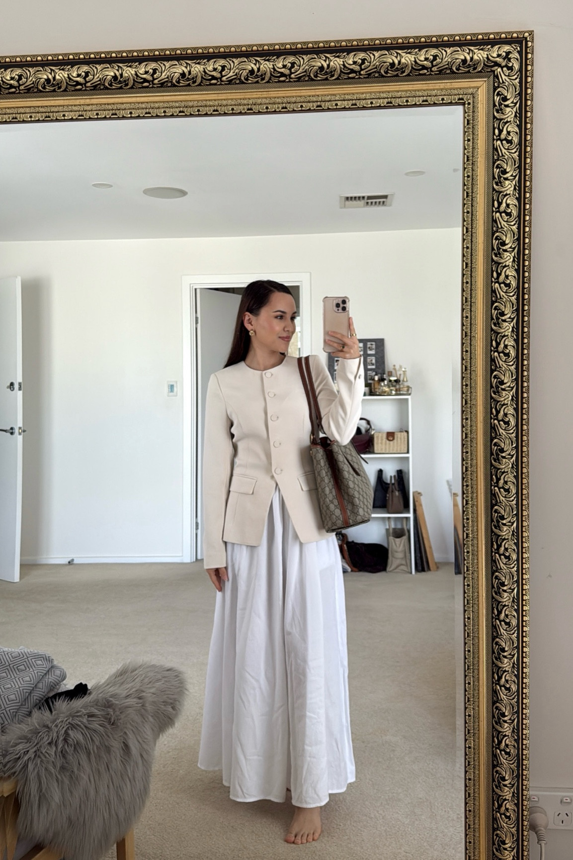 white linen skirt - meshki 
wearing XS 

#LTKworkwear #LTKaustralia #LTKspring