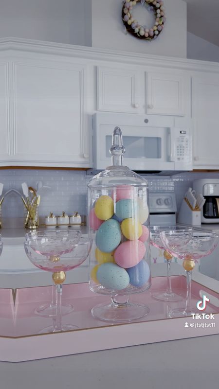 🙌🏼Sharing my amazon kitchen favorites right now. These light pink coupe glasses are beautiful and will look fantastic for spring and Easter. 

🍸You can put this tray together in 60 seconds. (Apothecary jar, Easter eggs, pink tray, coupe glasses)

🍾Now, pop a bottle of champagne and you’re all set.

🥂Cheers to having a fantastic week! I’ll place this in my insta stories for you!


#coupeglass #cocktails #cocktailtray #springcocktails #founditonamazon #amazonhome #amazonkitchen #amazonfinds #cheers #easter #easterdecor #eastereggs #easterdrinks #street2beachstyle #coastalstyle #preppystyle #southernstyle #coastalhome #southernhome #southernlivingmag #southernliving #southerncharm #springstyle #springhome @jtstjtst11


#LTKVideo #LTKparties #LTKover40