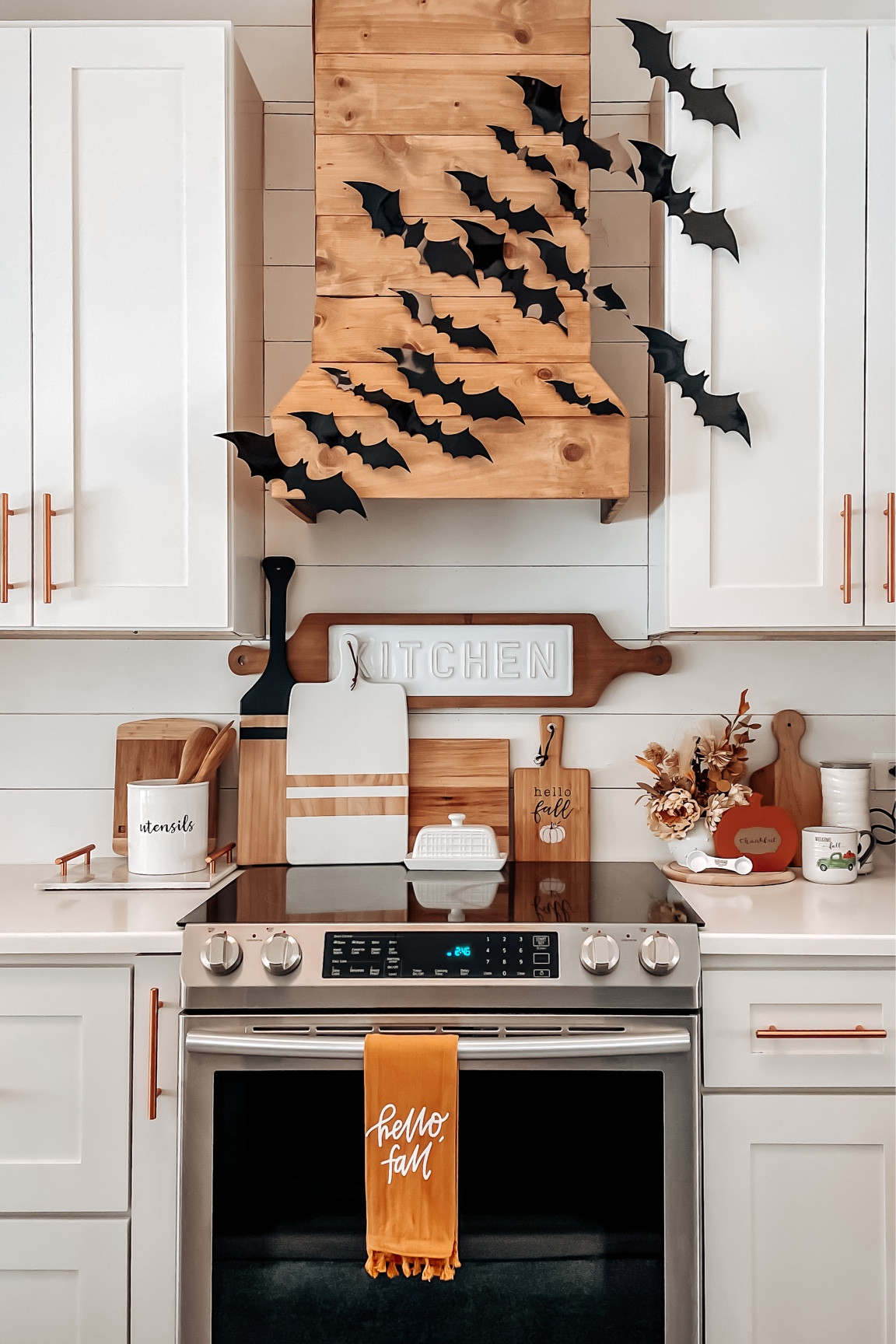 It’s getting batty up in here! 

#LTKSale #LTKhome #LTKSeasonal