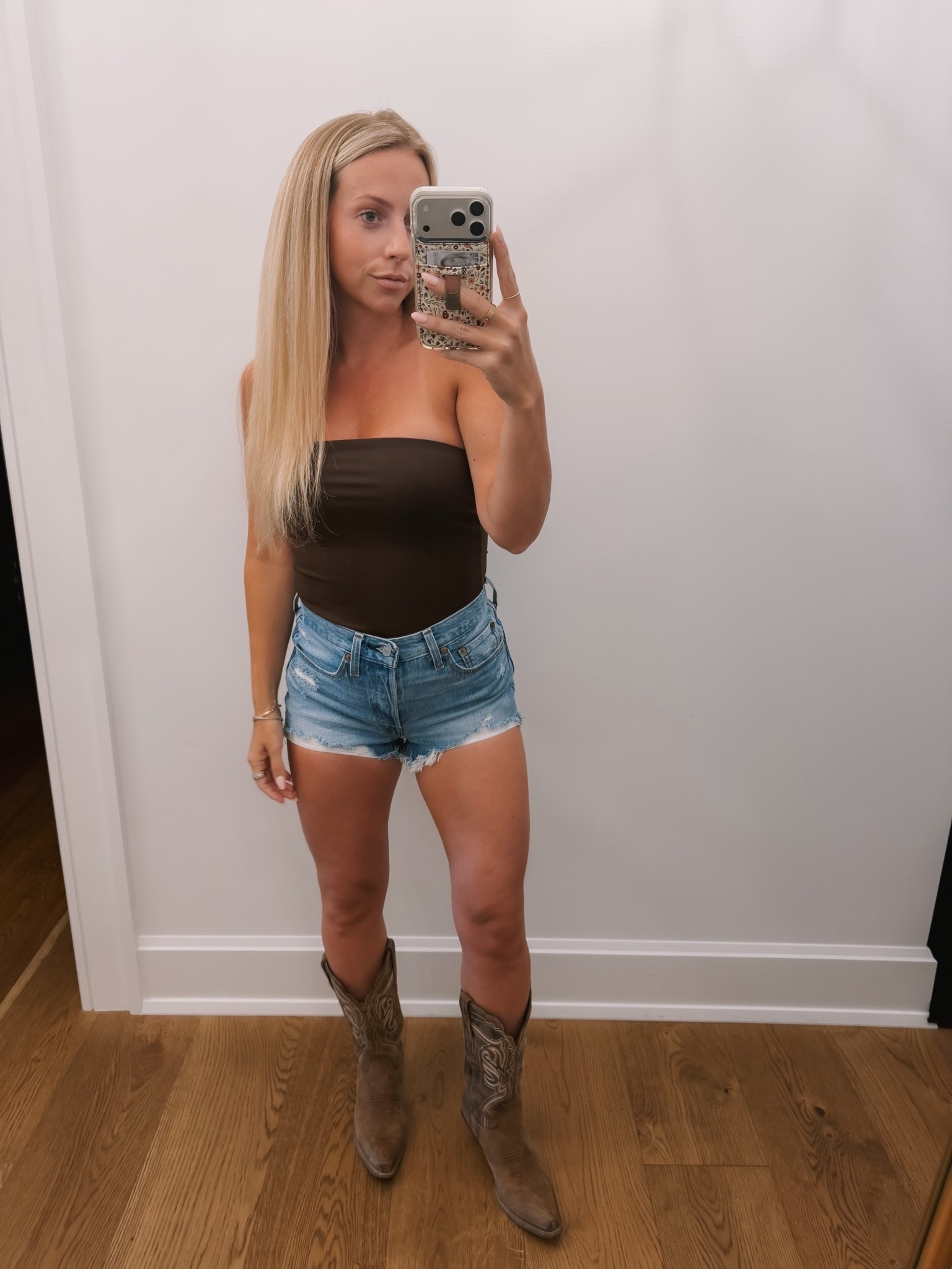 Country concert fit 🤠

#LTKPetite #LTKTravel #LTKootd