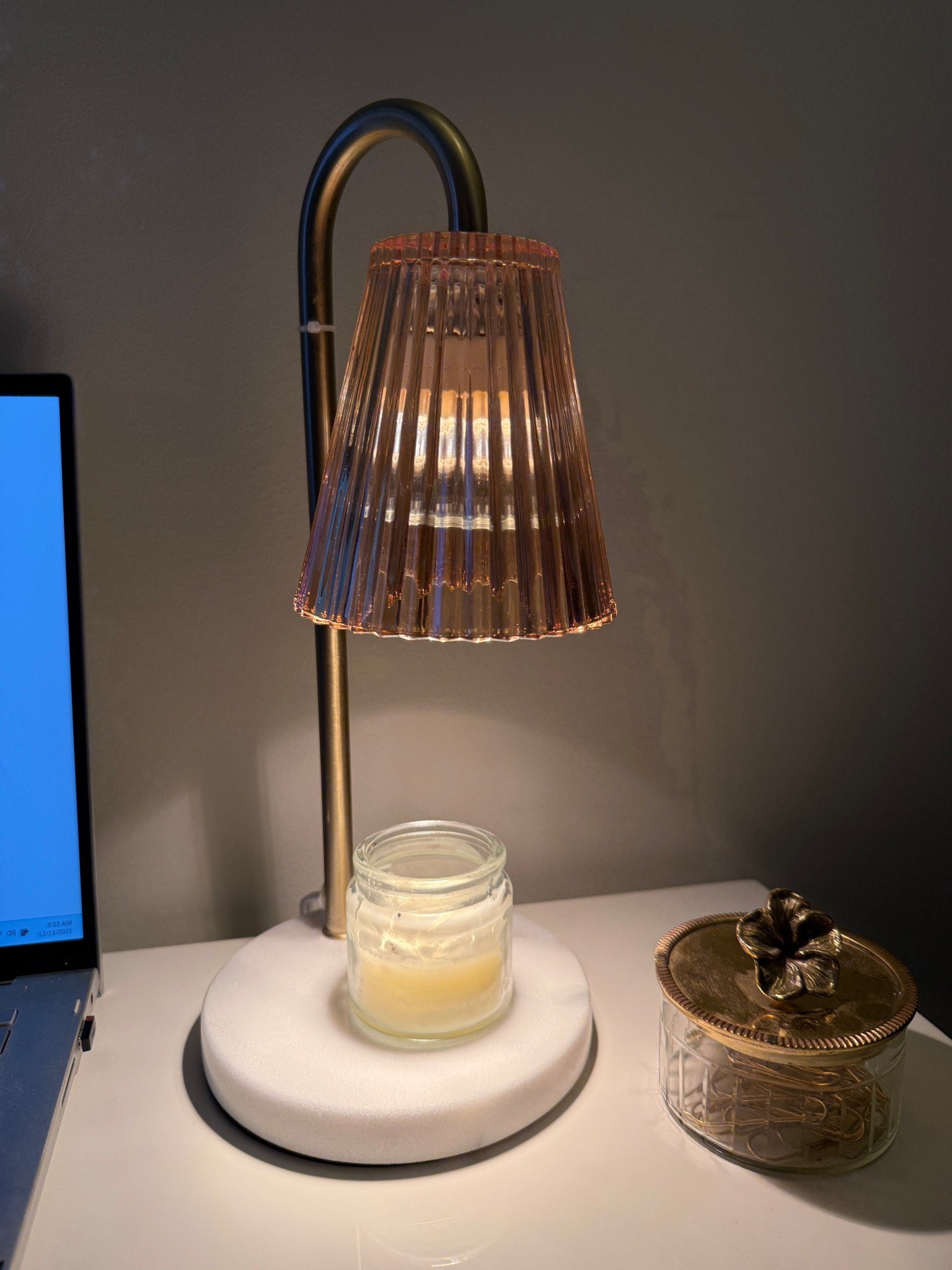 I’m obsessed with these candle warming lamps. They’ve really added to the cozy vibe of my workspace. My sister-in-law will definitely be getting one for Christmas too! 💛

#LTKHome #LTKFindsUnder50 #LTKGiftGuide