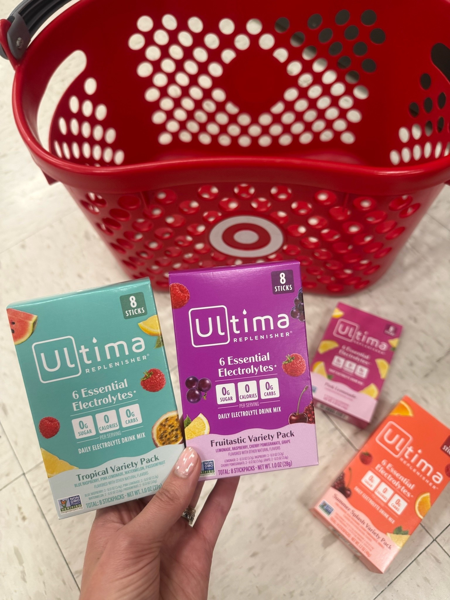 Re-stocking my everyday essential @target — the BEST electrolytes from @goultima 💦 ⚡️ #UltimaPartner #GoUltima #electrolytes #hydration

#LTKdayinmylife #LTKmomlife #LTKselfcare