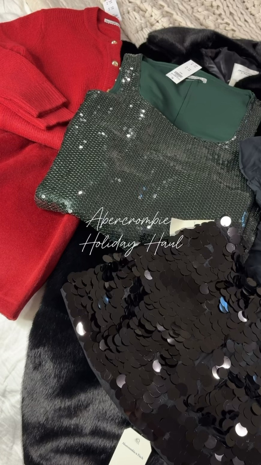 Abercrombie Holiday Haul 🎄❤️✨

#LTKSeasonal #LTKHoliday #LTKStyleTip