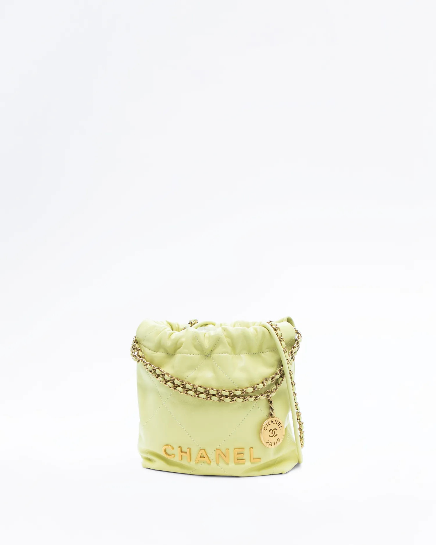Chanel 22 Mini Handbag | Vivrelle