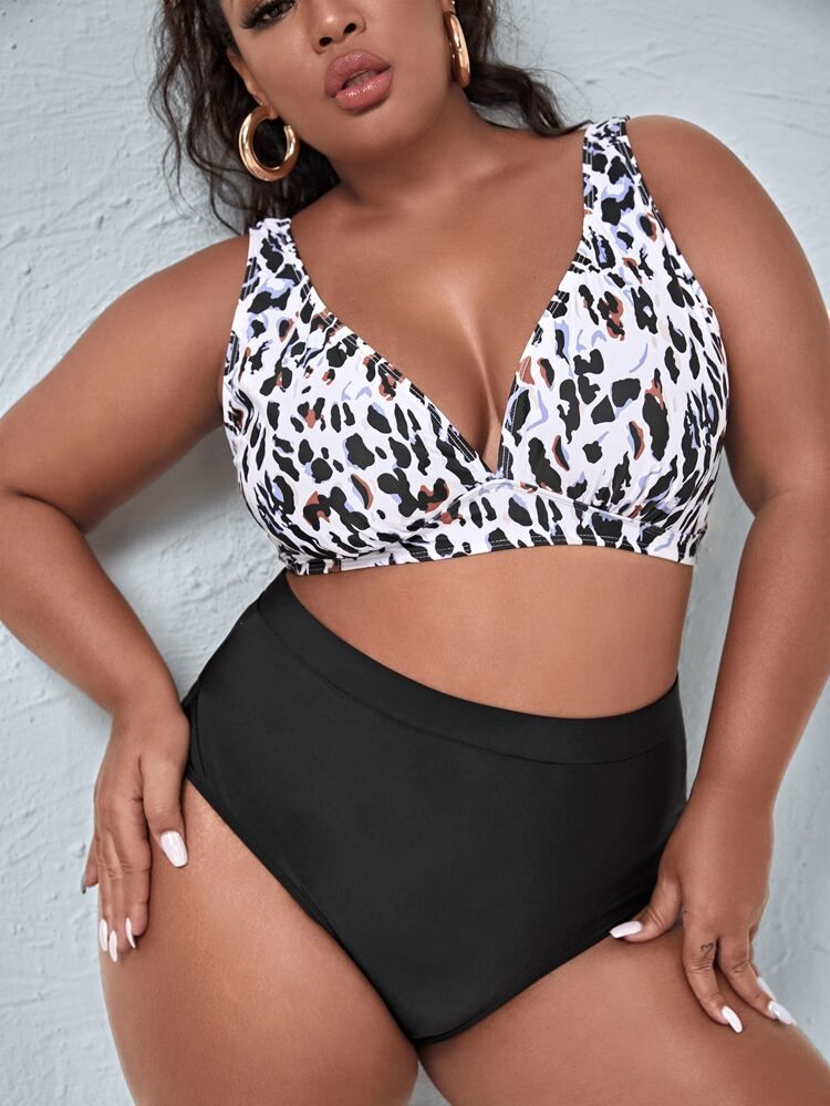 Plus Graphic High Waisted Bikini Swimsuit | SHEIN