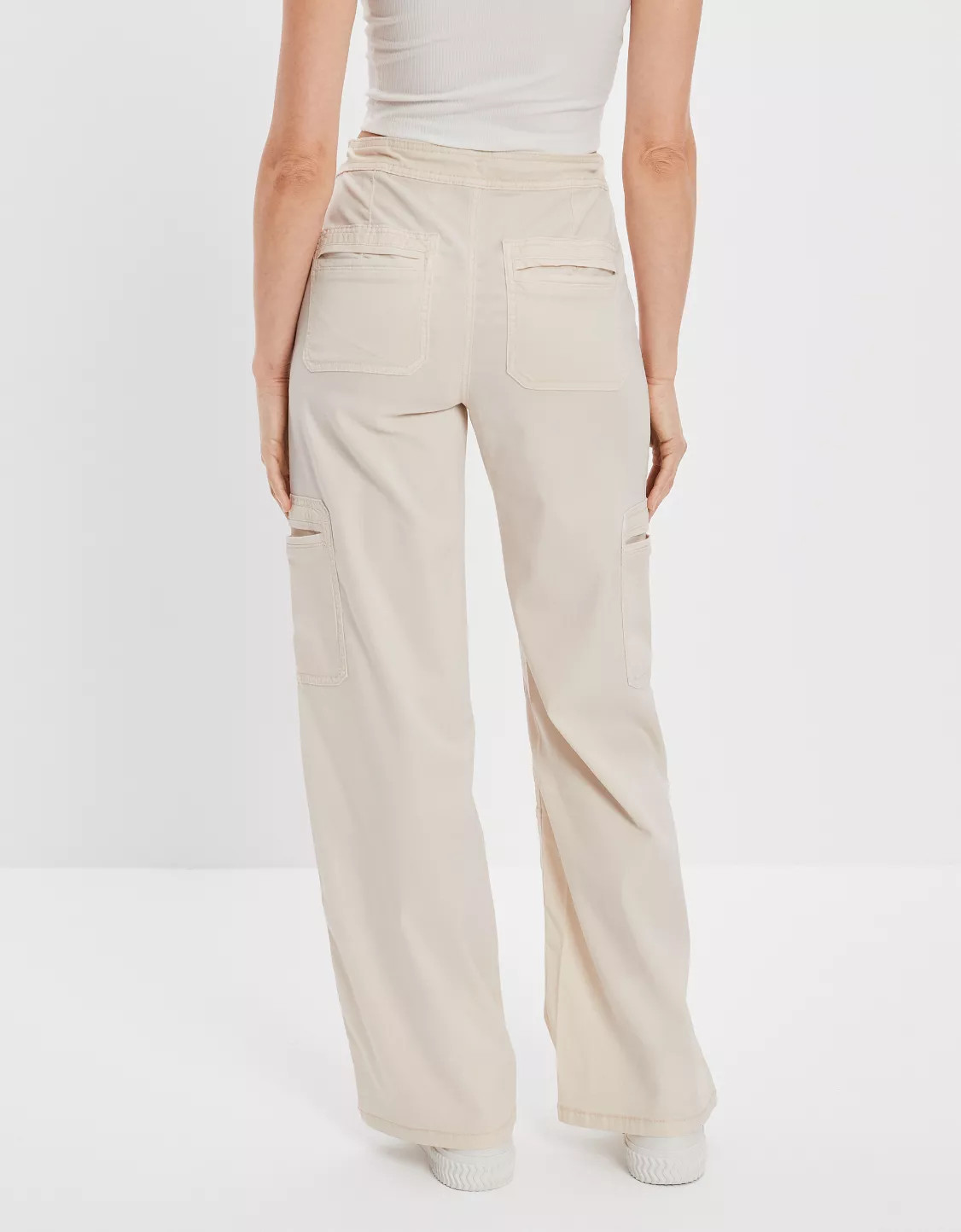 AE Dreamy Drape Stretch Super High-Waisted Baggy Wide-Leg Pant | American Eagle Outfitters (US & CA)