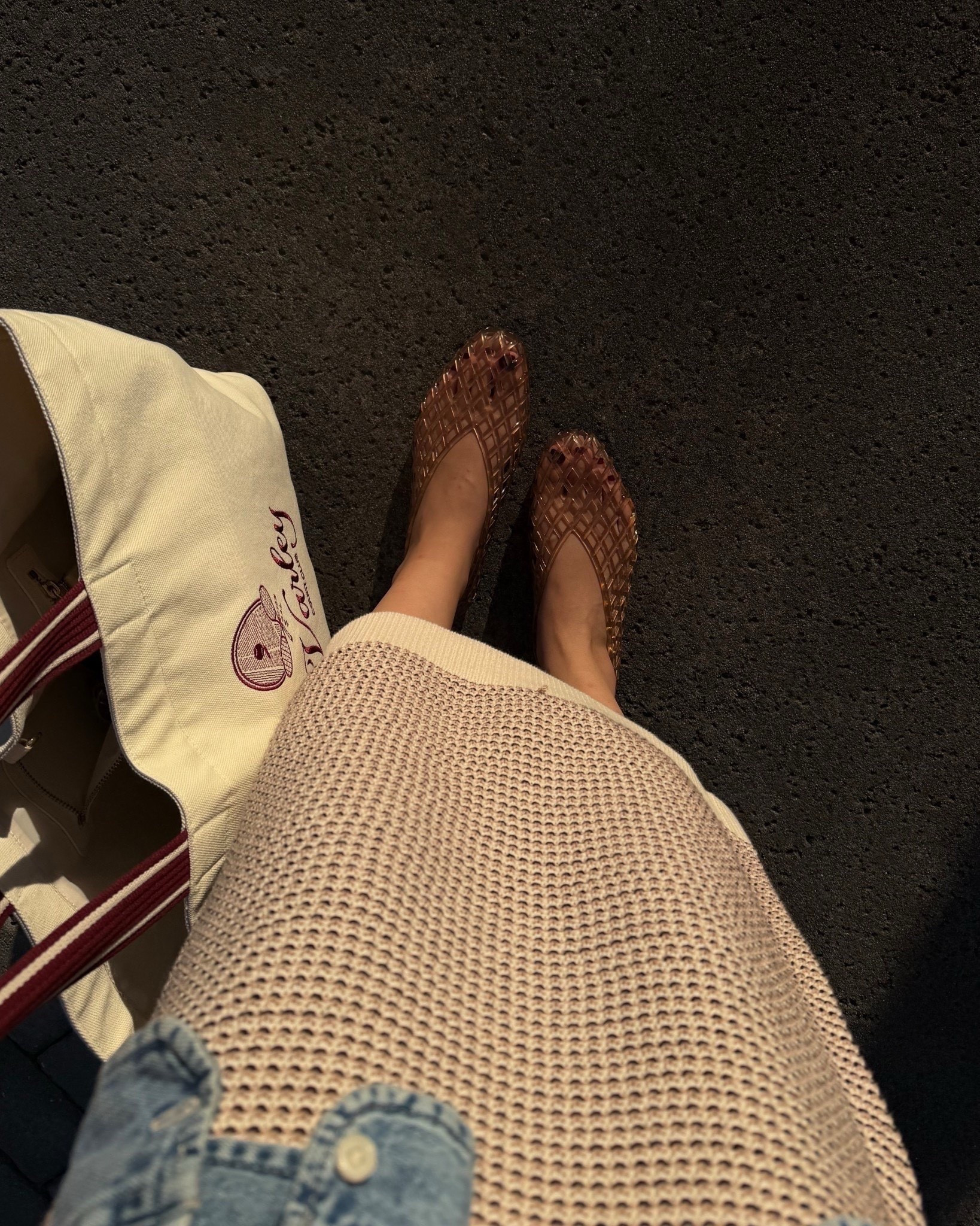 Spring/summer outfit 

Dolce vita jelly sandals — just restocked! 
Varley Sadia knit dress 
Varley tote

#LTKootd
