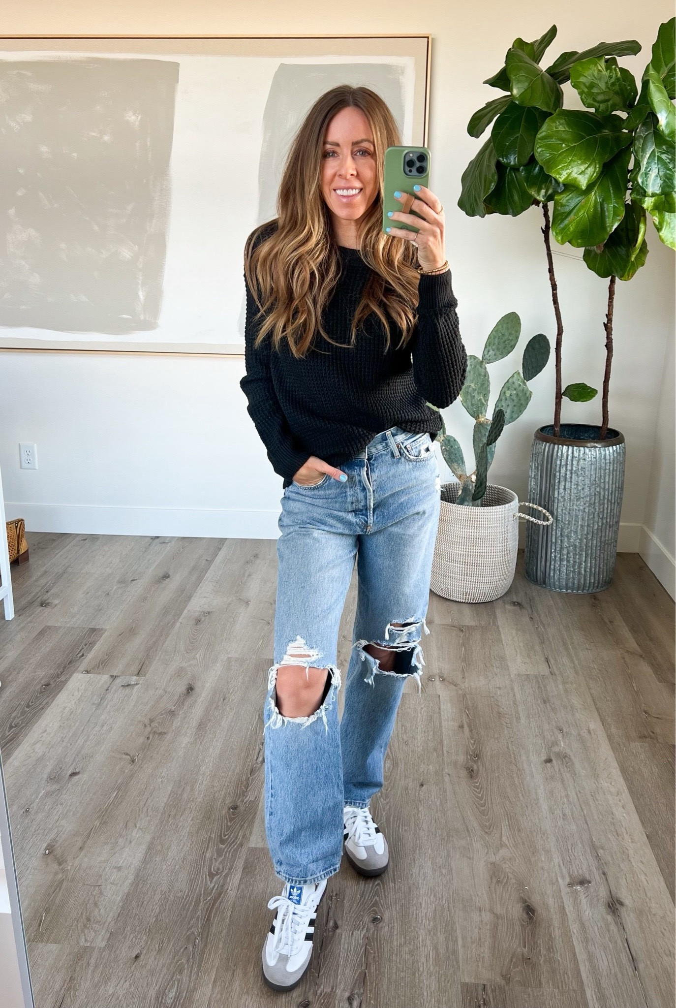 The comfiest Walmart waffle sweater and it’s only $15!! 

#LTKFindsUnder50 #LTKSeasonal