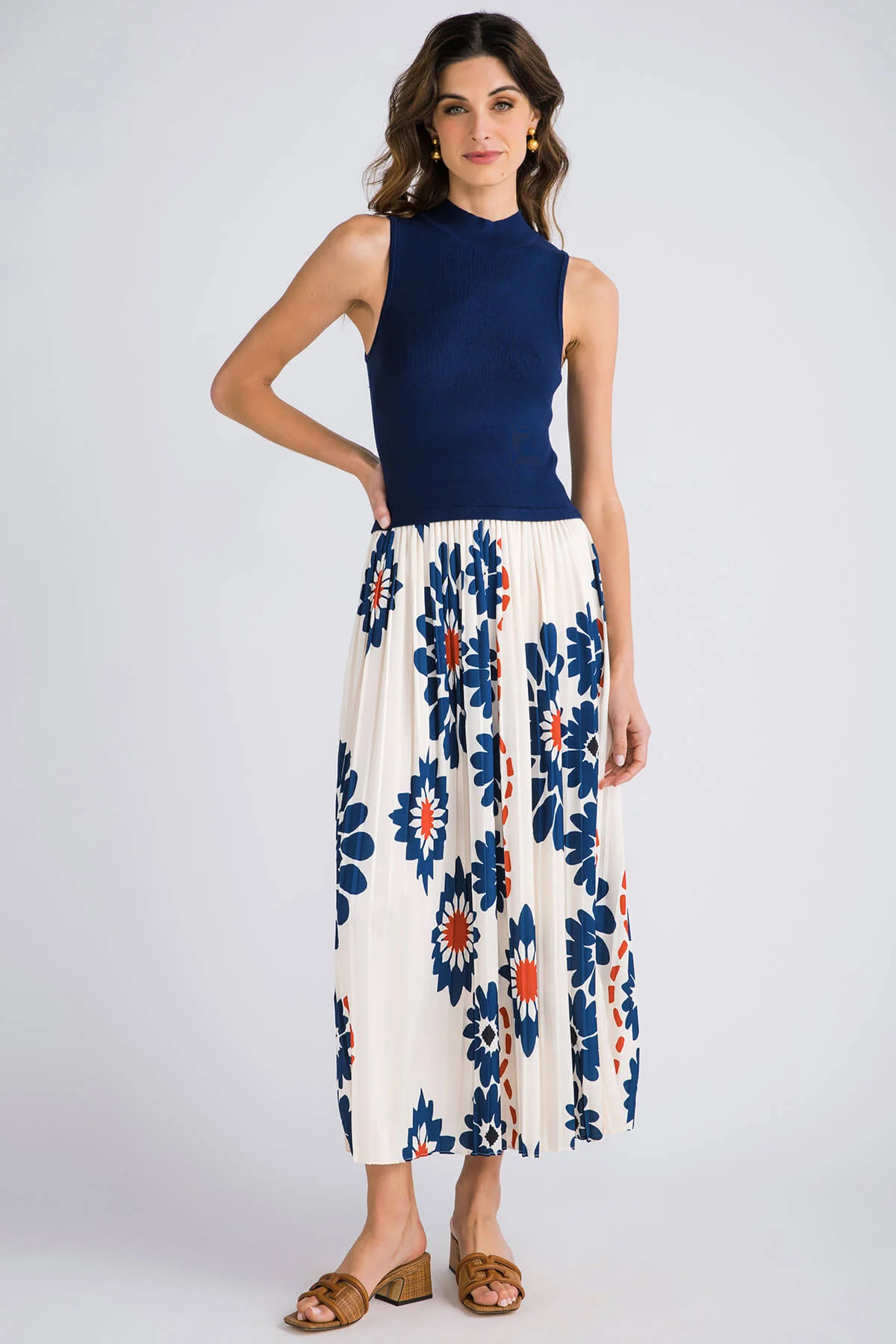 Skies Are Blue Sleeveless Printed Pleated Midi Dress | Social Threads