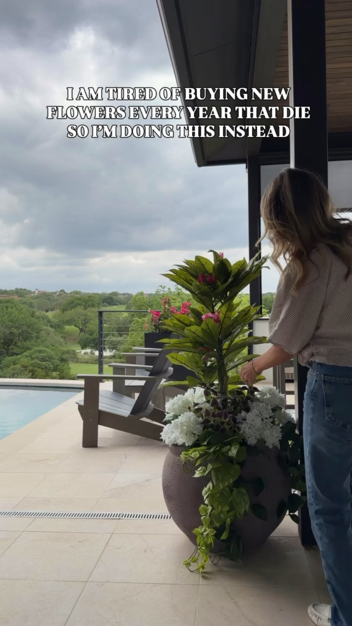 I guess I’m a faux flower girly now 💁‍♀️ these are just too good and we travel so much that this is just the vibe until further notice! They look SO real! Comment SHOP for the details!! 🌸🌺

PS thousands of you bought these Bougainvillea’s after I posted them and they are out of stock, but I am watching closely for a restock!

#LTKOver40 #LTKSeasonal #LTKHome