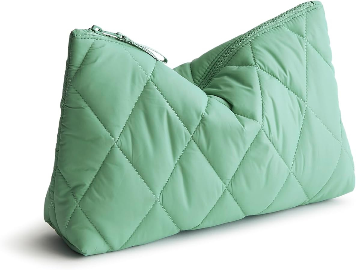 Women's Featherweight Large Pouch | Amazon (US)