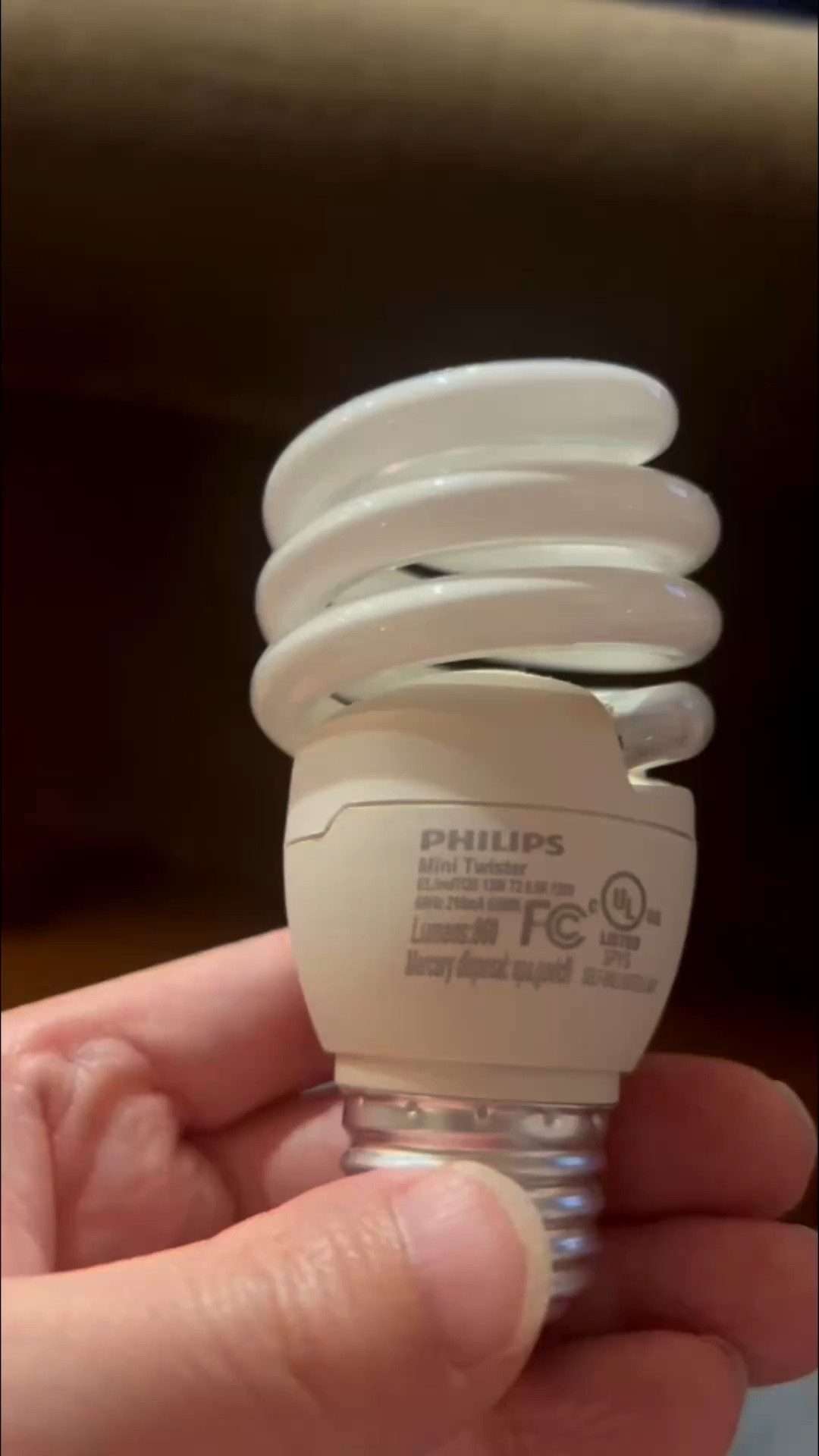 Time to replace a lightbulb 💡

#LTKdayinmylife #LTKstorytime #LTKHome
