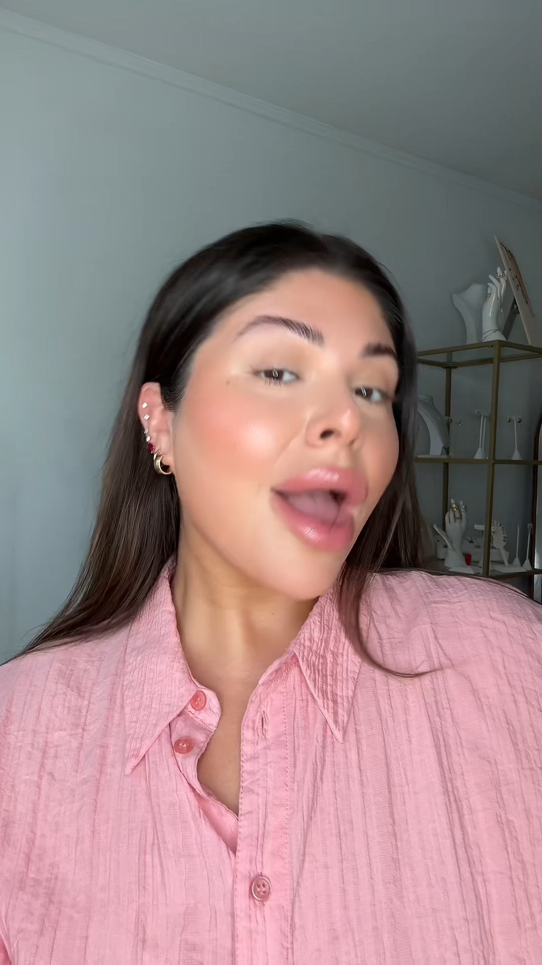 Get ready with me using some of my new fave products #grwm #getreadywithme #makeuproutine 

#LTKStyleTip #LTKBeauty