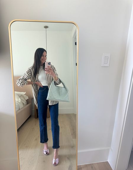 Causal spring ootd! 🤍

Button down top. Jeans and a button down. Spring fashion. Causal spring outfit.

#LTKstyletip #LTKSeasonal #LTKitbag