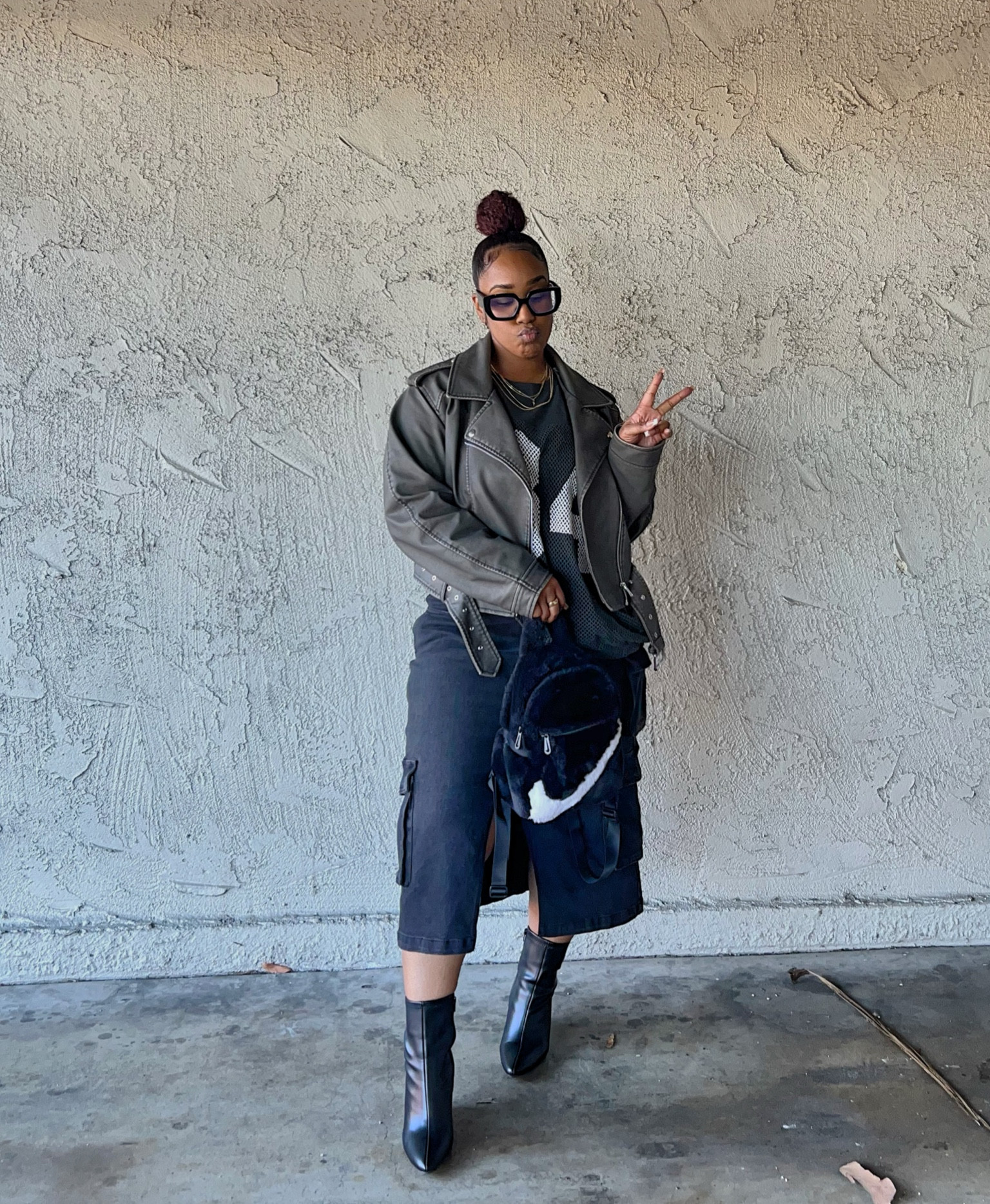 love this skirt from target! so stretchy, you can size down! i’m wearing a Large! 

#LTKshoecrush #LTKstyletip #LTKmidsize