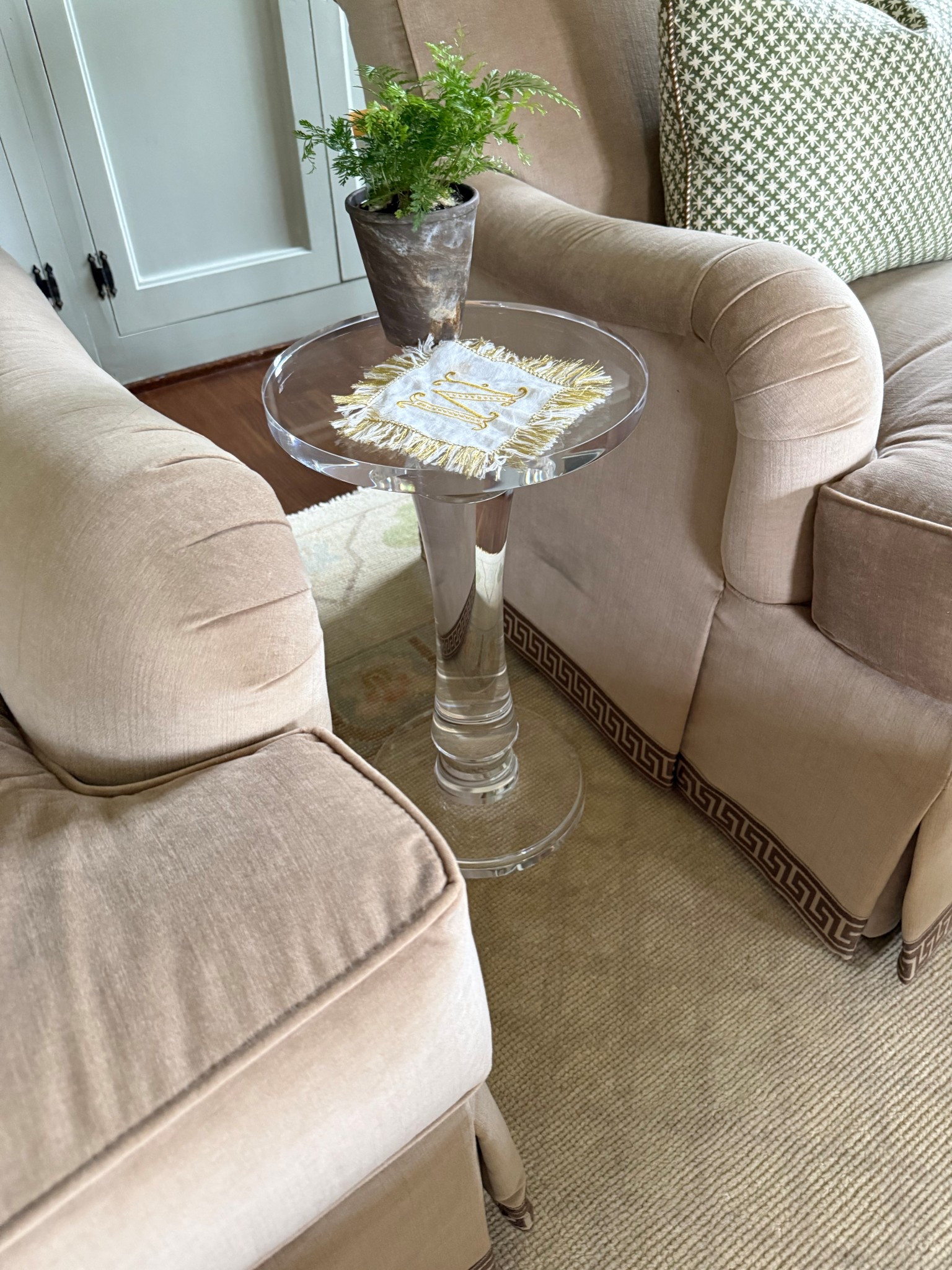I love these smaller acrylic tables and have two in our home that get moved around to different rooms when we have large gatherings  

#LTKHome