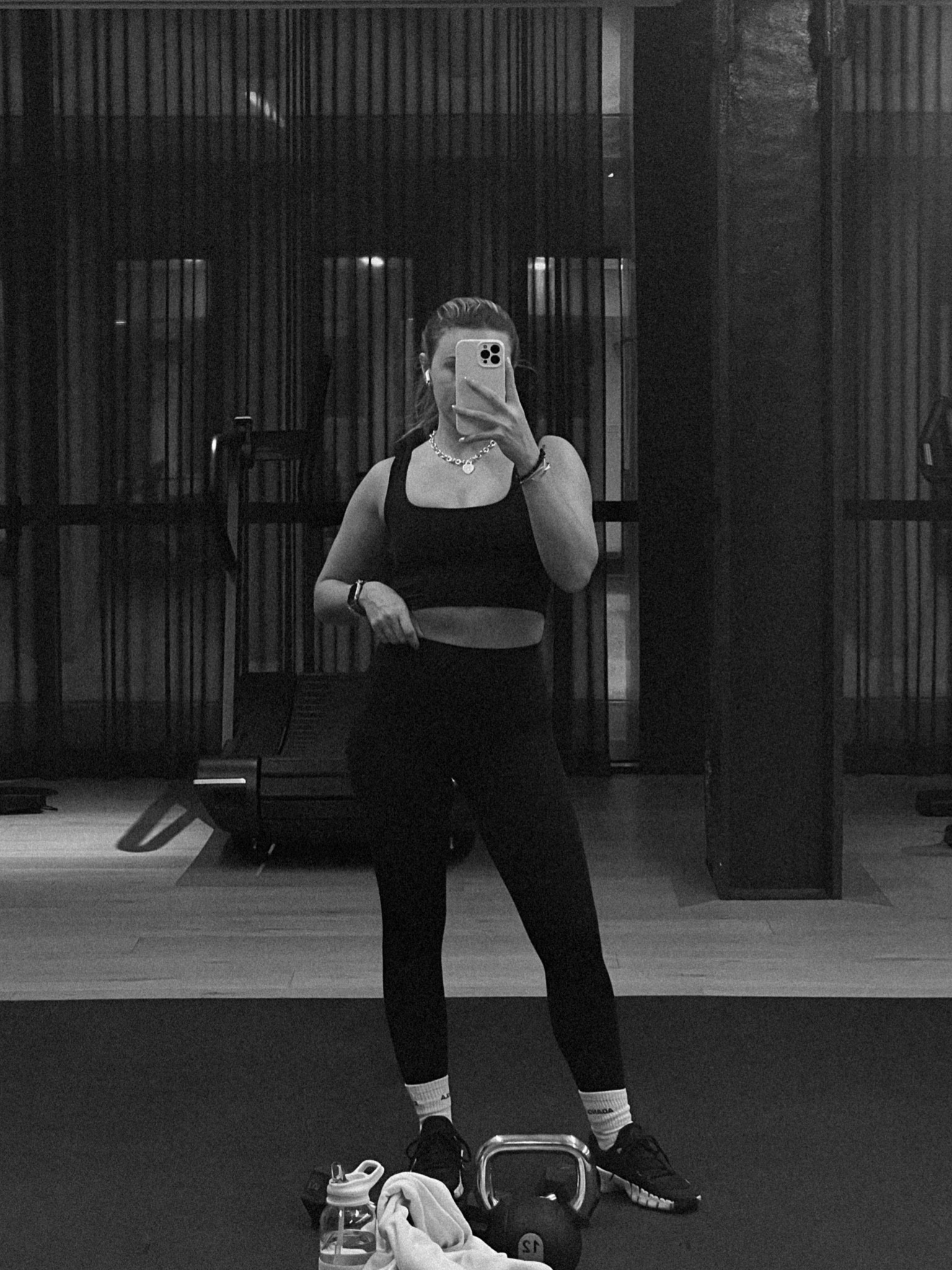 The ultimate gym set for aesthetic girls - adanola sports crop and leggings which are so comfortable and soft! 

#LTKfit