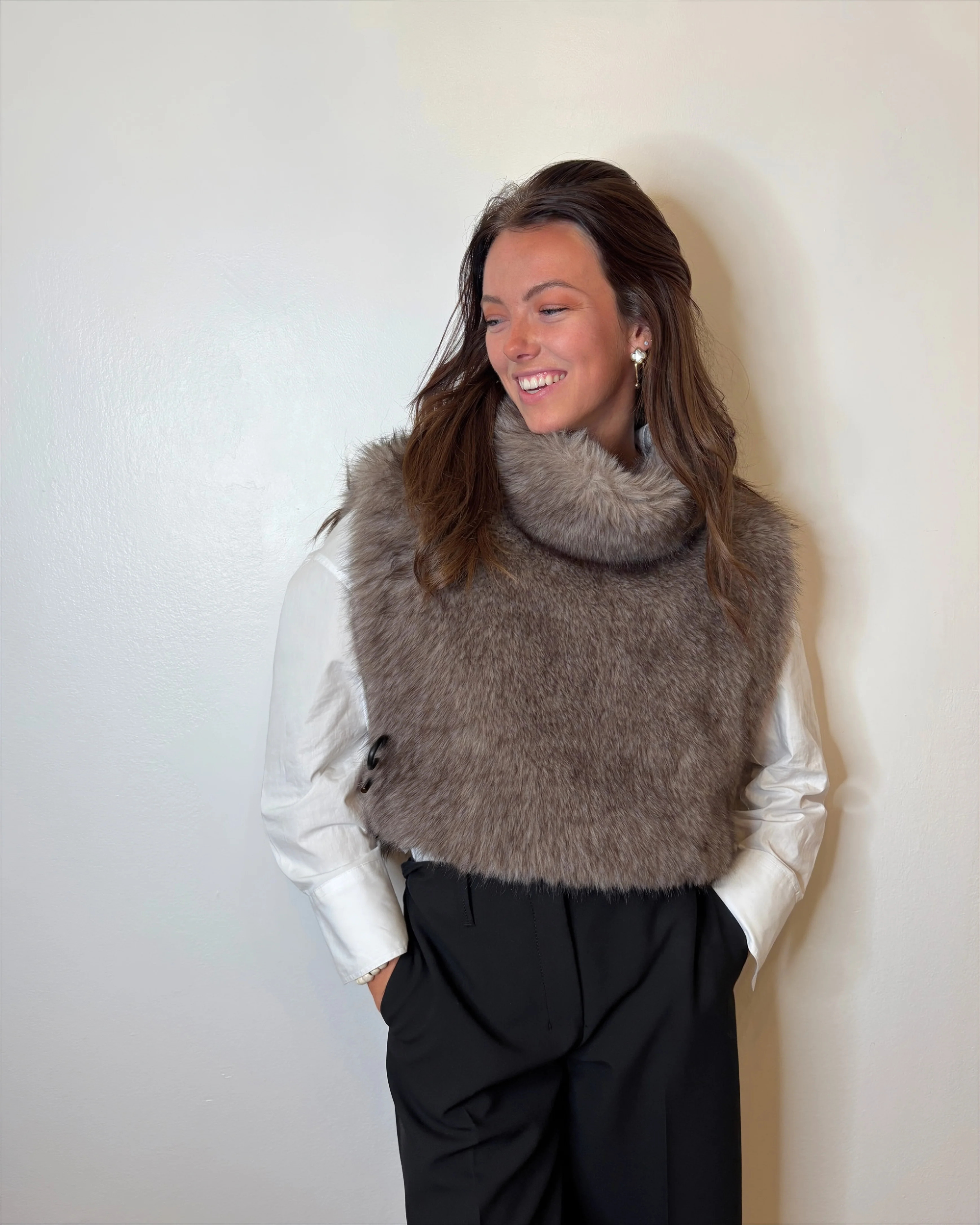 The Sabrina Pullover Vest | Jocelyn