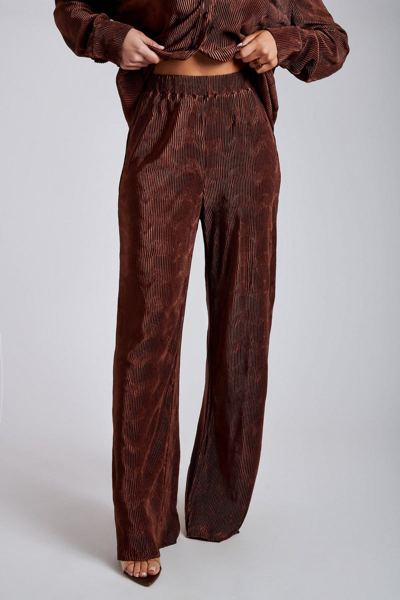 Aytan Pleated Wide Leg Trouser - Chocolate | MESHKI US