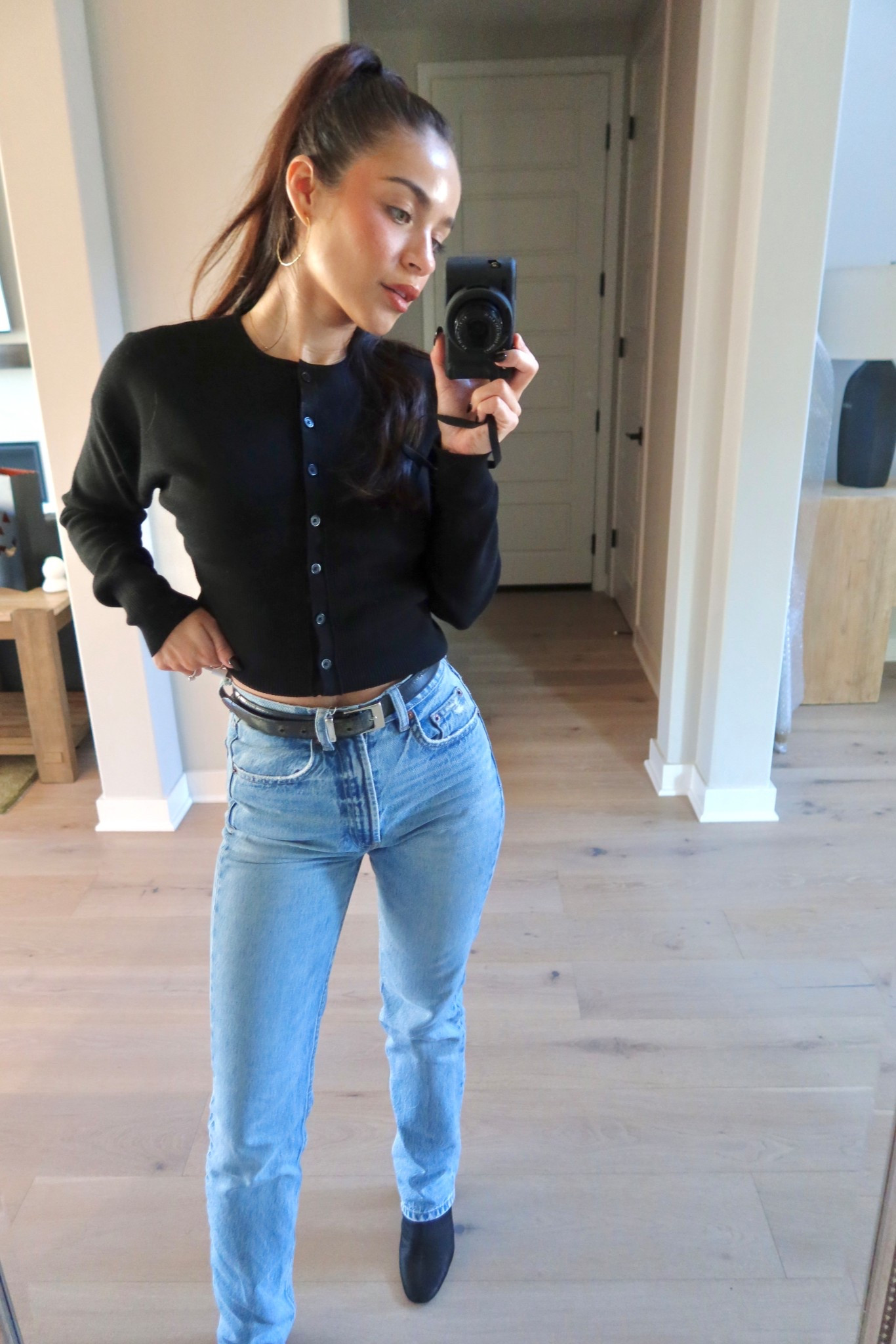 Fall transitional outfit 
Fall outfit 
Jeans are Zara 

#LTKStyleTip #LTKSeasonal #LTKFallSale