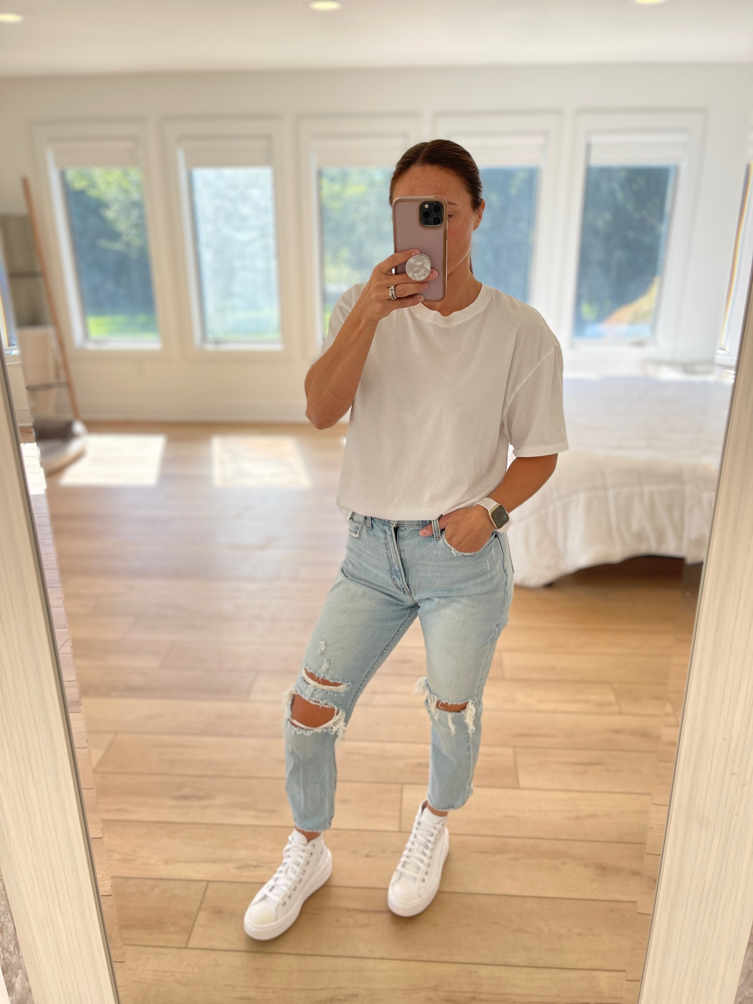 Abercrombie jeans 
Platform converse 
High top converse 
White t shirt
Oversized tshirt 
White sneakers 


#LTKstyletip #LTKunder50 #LTKunder100