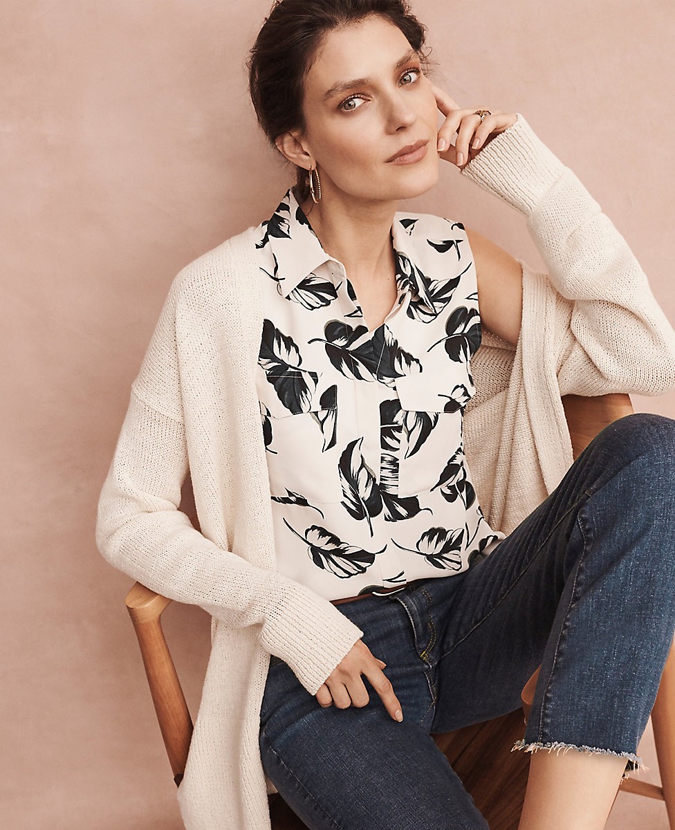 Leaves Sleeveless Camp Shirt | Ann Taylor (US)