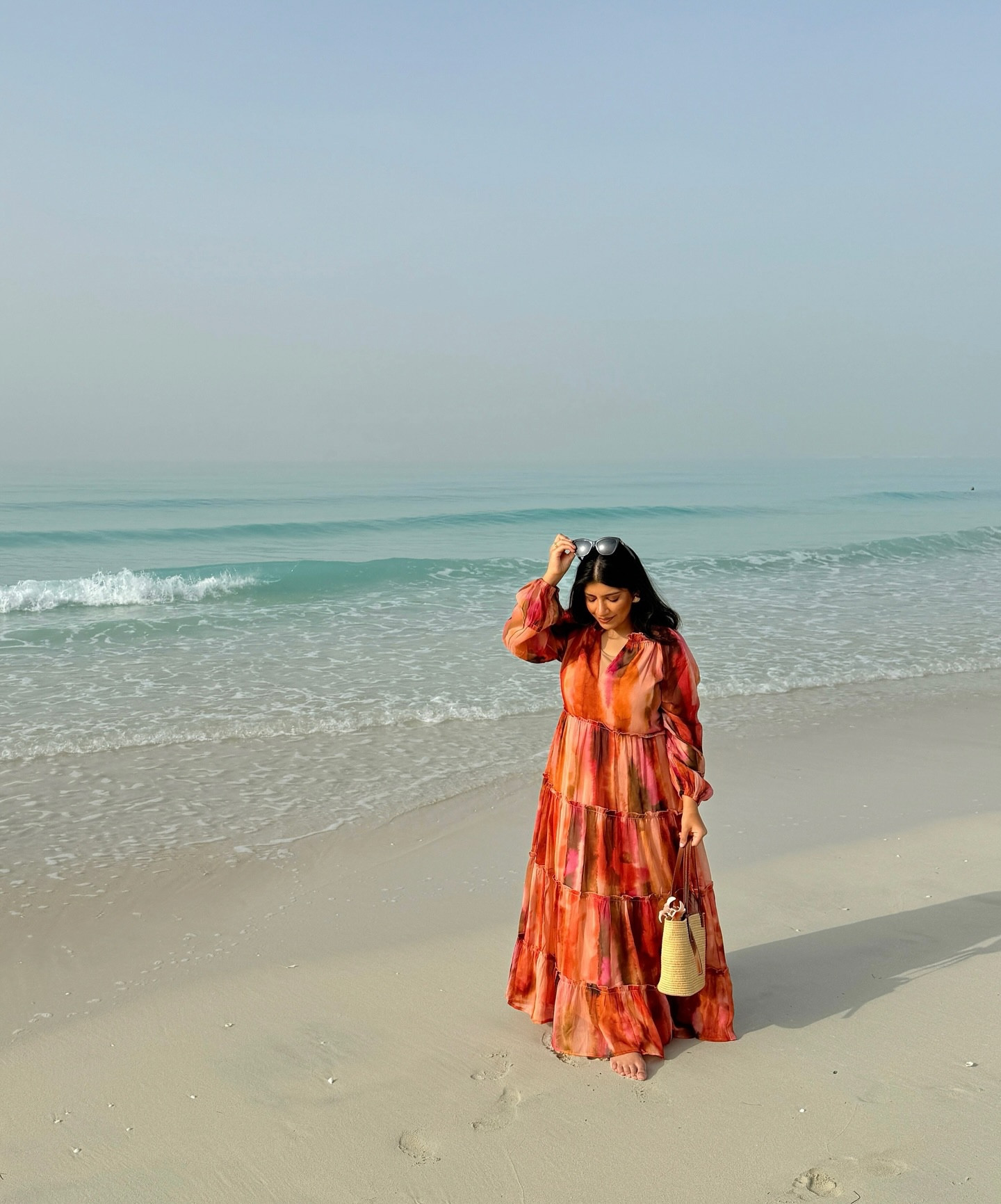 it's the dress for me 🧡

✨We visited the @louvreabudhabi , and while I’m not usually into museums and art, it was still something nice to do and only under 15mins away from Saadiyat Island. The galleries are full of exhibits, and the architecture is stunning. Tickets are about £13 for adults, and entry is free for anyone under 18.

✨There’s a great spot for photos with a short queue, and afterwards, we relaxed with coffee and dessert at a lovely café, enjoying the beautiful views🌟

#LouvreAbuDhabi #abudhabi #visitabudhabi #saadiyatisland #debenhams #mydebenhams #maxidress #WHicons #travelgoals