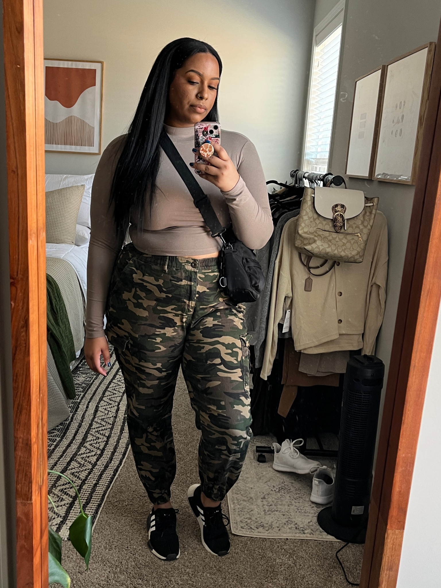 Plus size clearance camo pants outfit