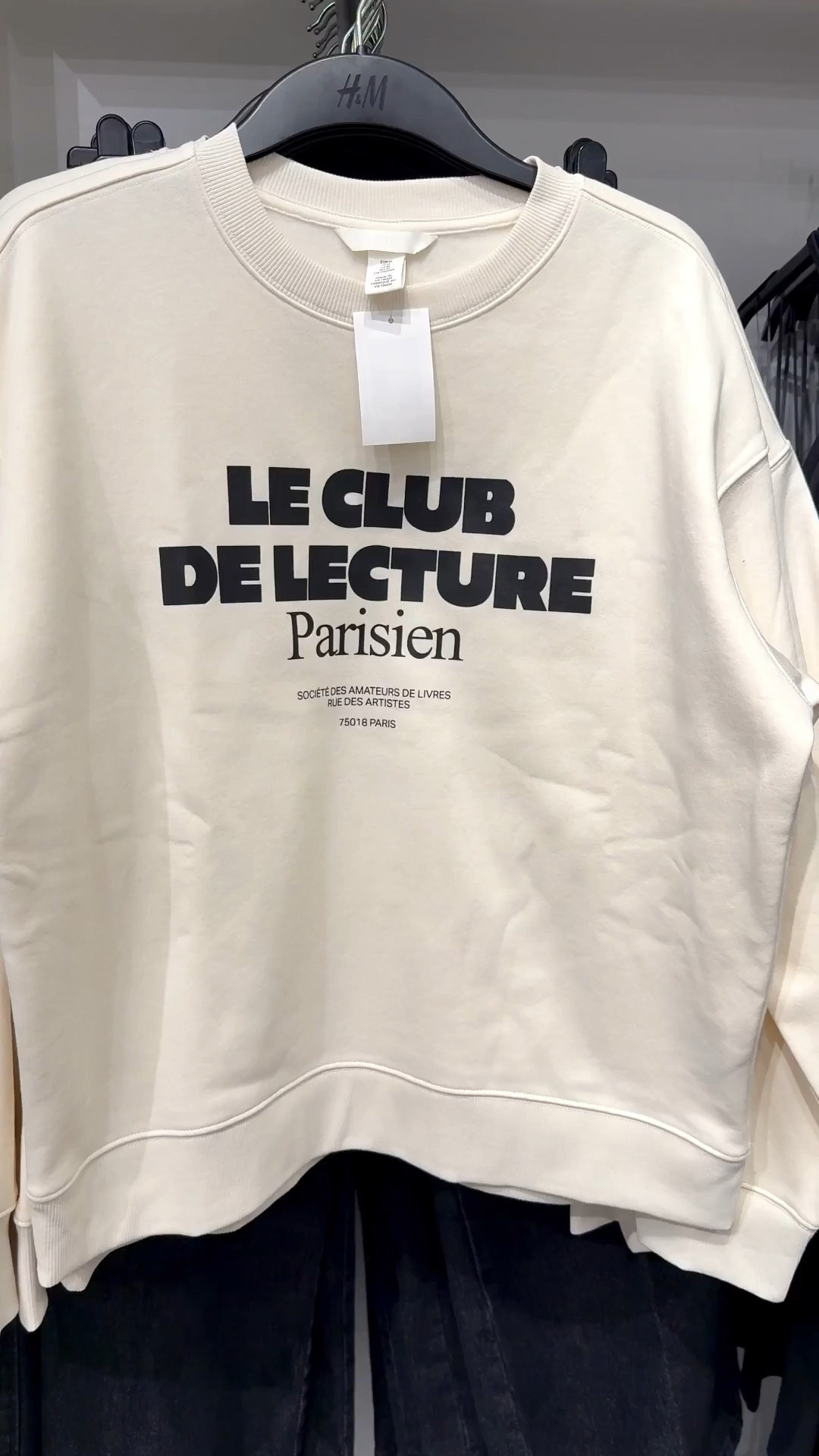 I found some really cute sweatshirts while I was roaming through the mall  at H&M and thought I’d share them with you. As this is the perfect season for them. Which one is your favorite? 

#LTKSeasonal #LTKdayinmylife #LTKvlog