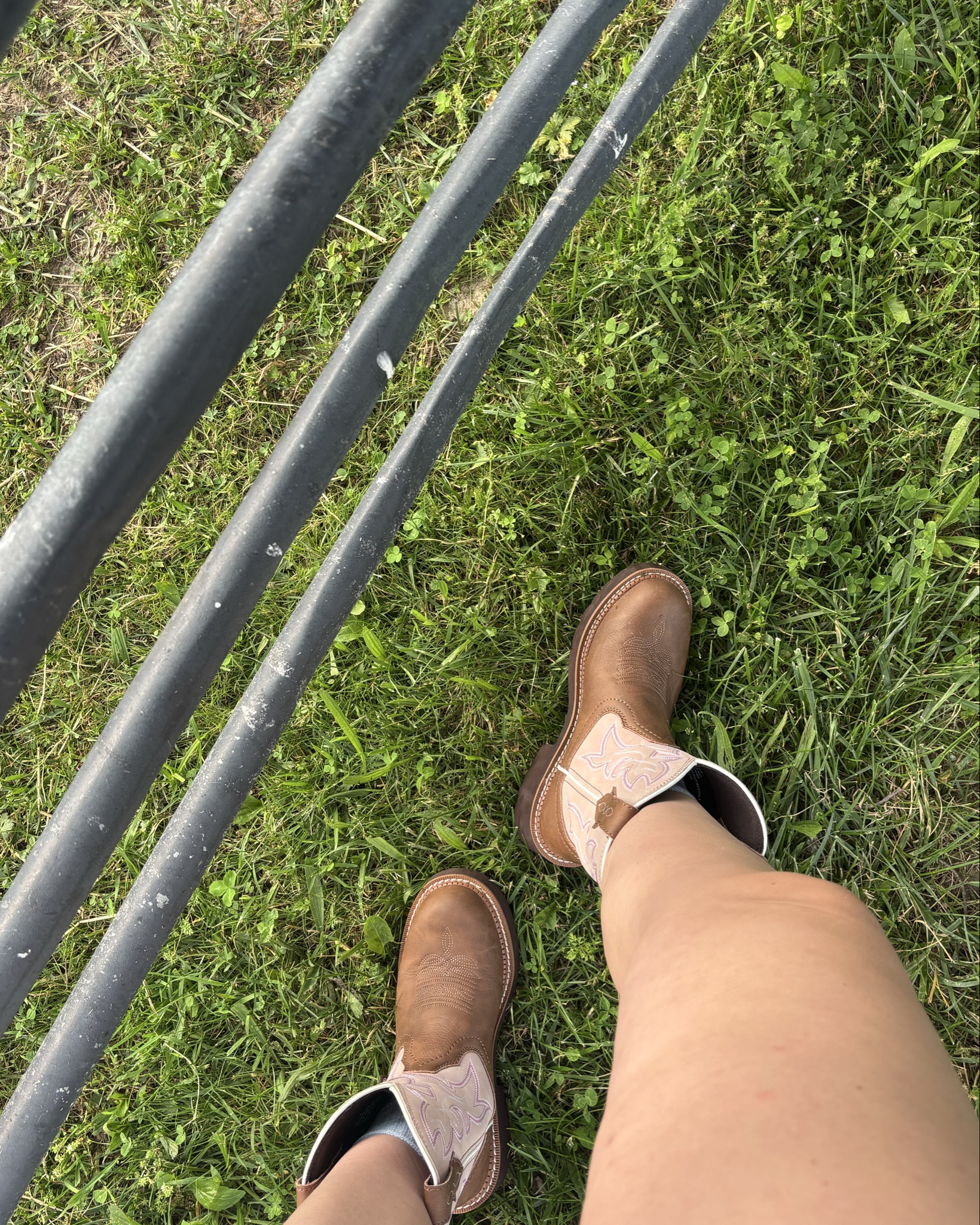 Summer nights at the new property! Thank you Jesus for your beautiful creation! Our friends kids are older than ours so we get to play hand me down with their swing and tree house! Beau keeps asking to ride the donkeys but that ain’t happening 😂 we’ll stick with horses and sheep at the rodeo

#LTKHome #LTKKids #LTKSummerEdit