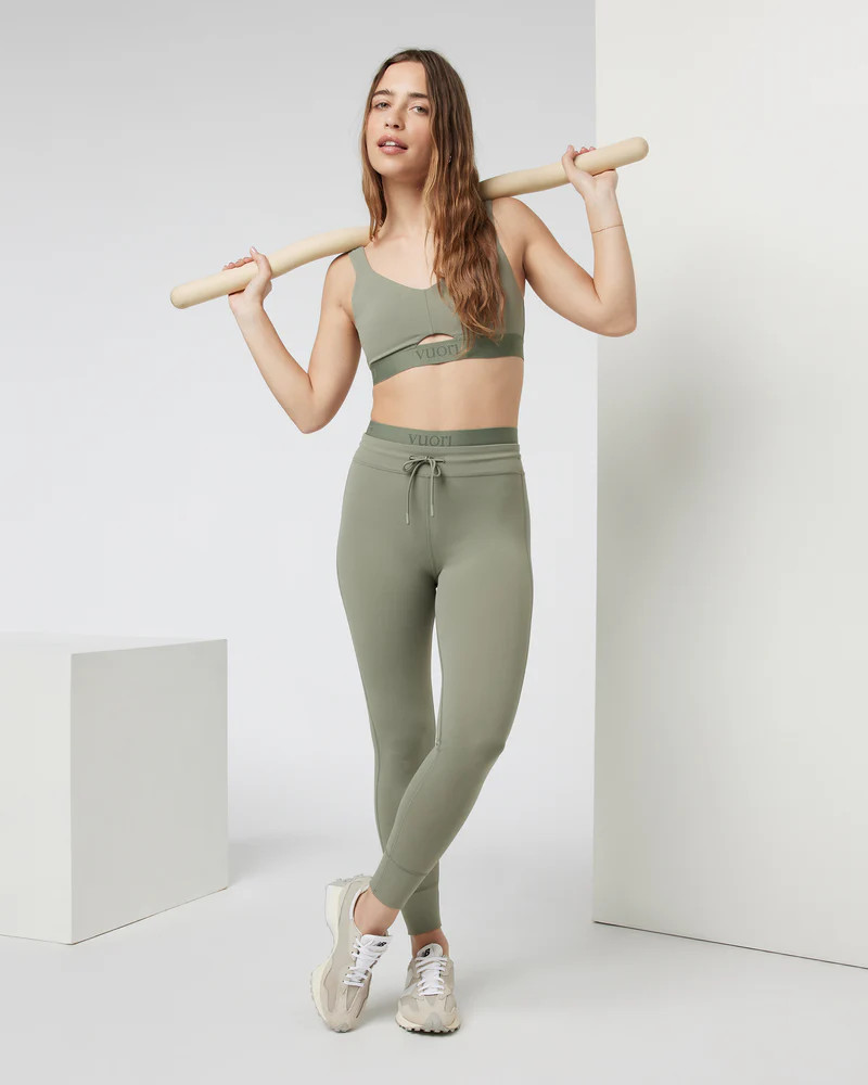 Elevate Daily Legging | Vuori Clothing (US & Canada)