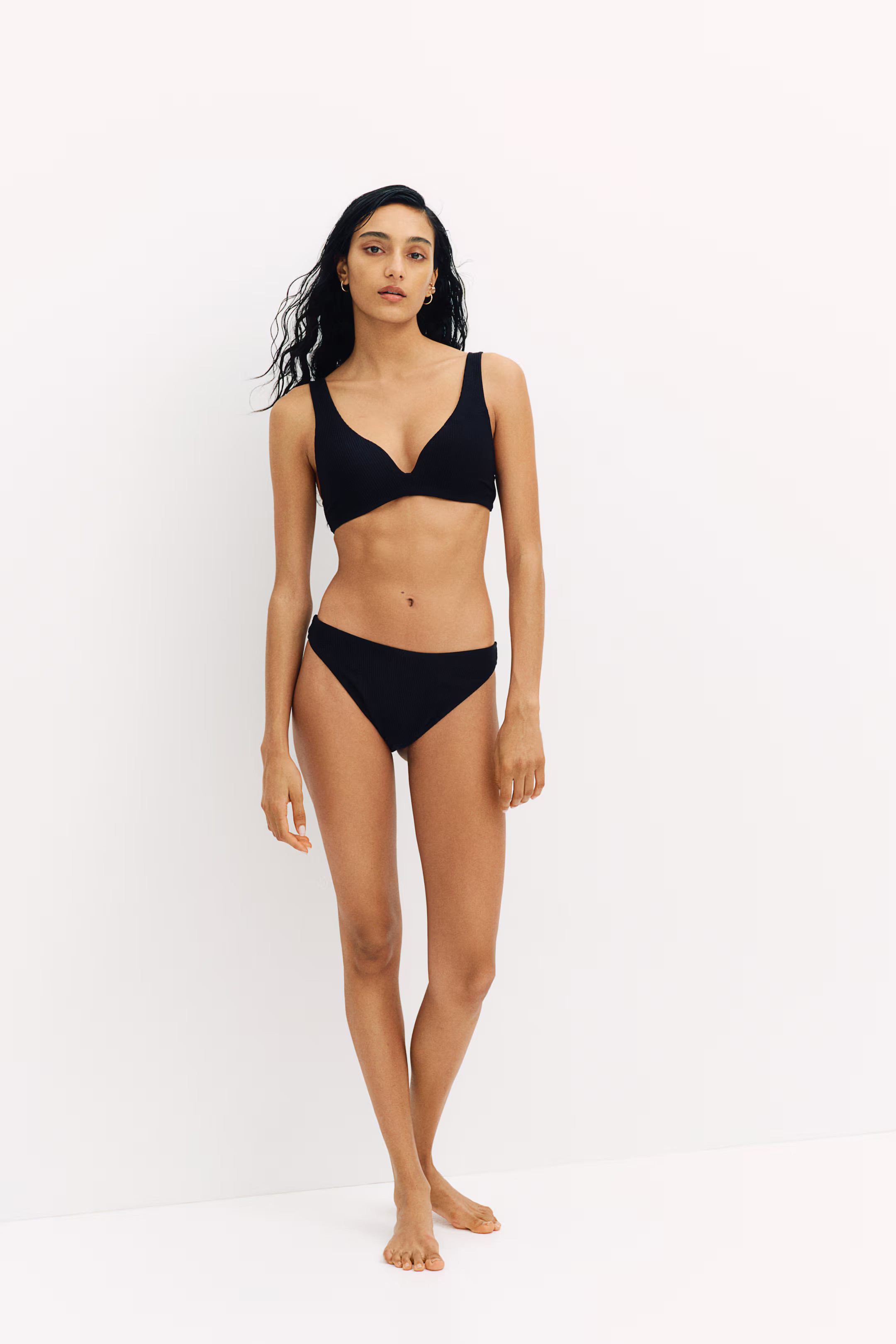 Push-up bikini top | H&M (UK, MY, IN, SG, PH, TW, HK)