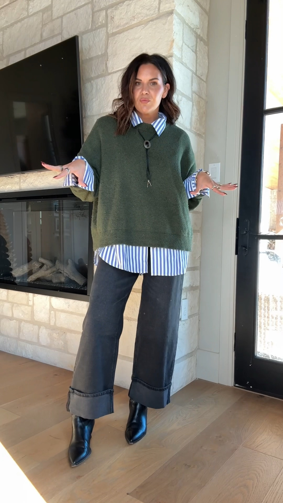Today’s outfit to go see Santa 
Tops: both XL
Jeans: True to Size (wearing a 10)


#LTKMidsize #LTKWorkwear #LTKootd

#LTKMidsize #LTKgrwm #LTKdayinmylife