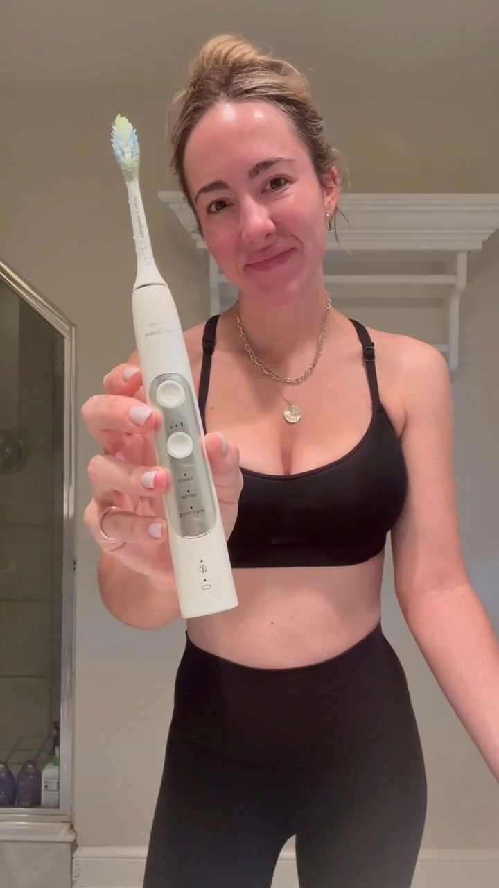 One of my everyday essentials 🤍 The Philips Sonicare ExpertClean 7500 makes brushing feel so easy and effective. Love how clean my teeth feel after every use, plus it’s gentle and simple to keep up with daily routines. 

 #PhilipsSonicare #ElectricToothbrush #DentalCare #EverydayEssentials #OralCareRoutine #SelfCareFavorites #HealthyHabits #LTKFinds #BathroomEssentials #LTKgrwm #LTKmomlife #LTKselfcare