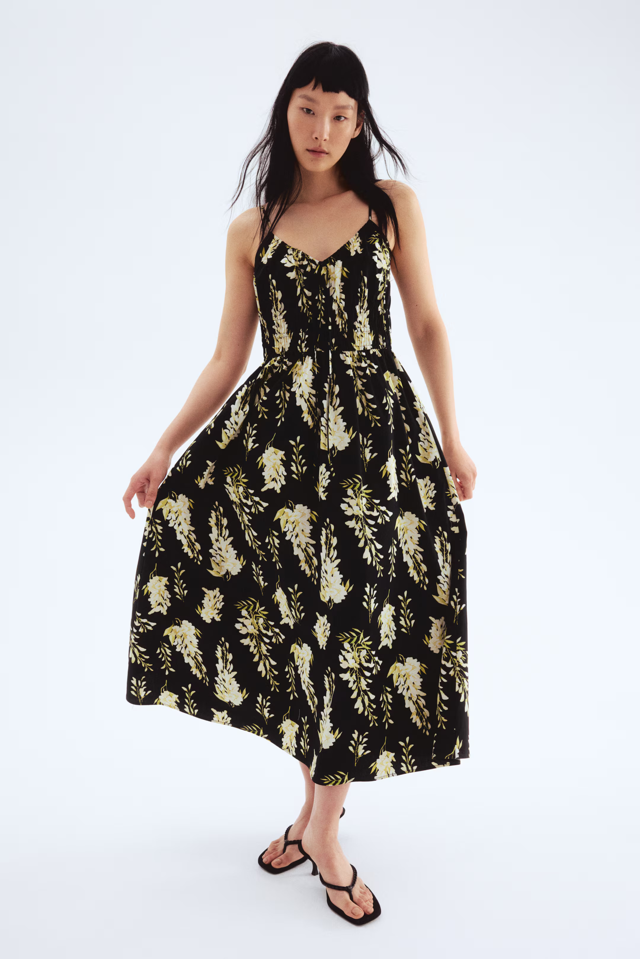 Cotton strappy dress | H&M (UK, MY, IN, SG, PH, TW, HK)