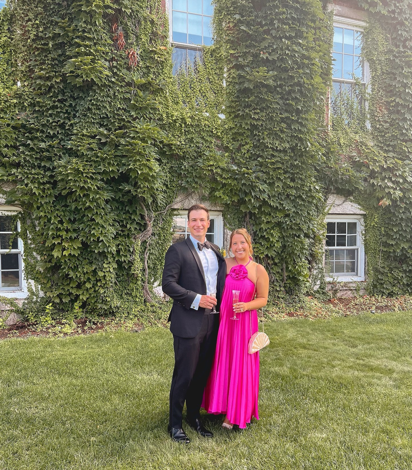 cheers to Kara and Tom!🥂so excited to have a partner in crime with all these Rueter boys! 💖