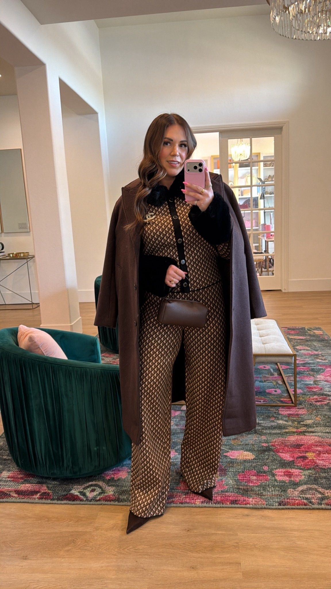 curvy midsize brown and black geo knit sweater set! in the xl in top and bottom, but i did exchange the bottoms for the large. love the faux fur trim! in the size large in chocolate brown coat. runs a bit oversized! 

#LTKSeasonal #LTKMidsize