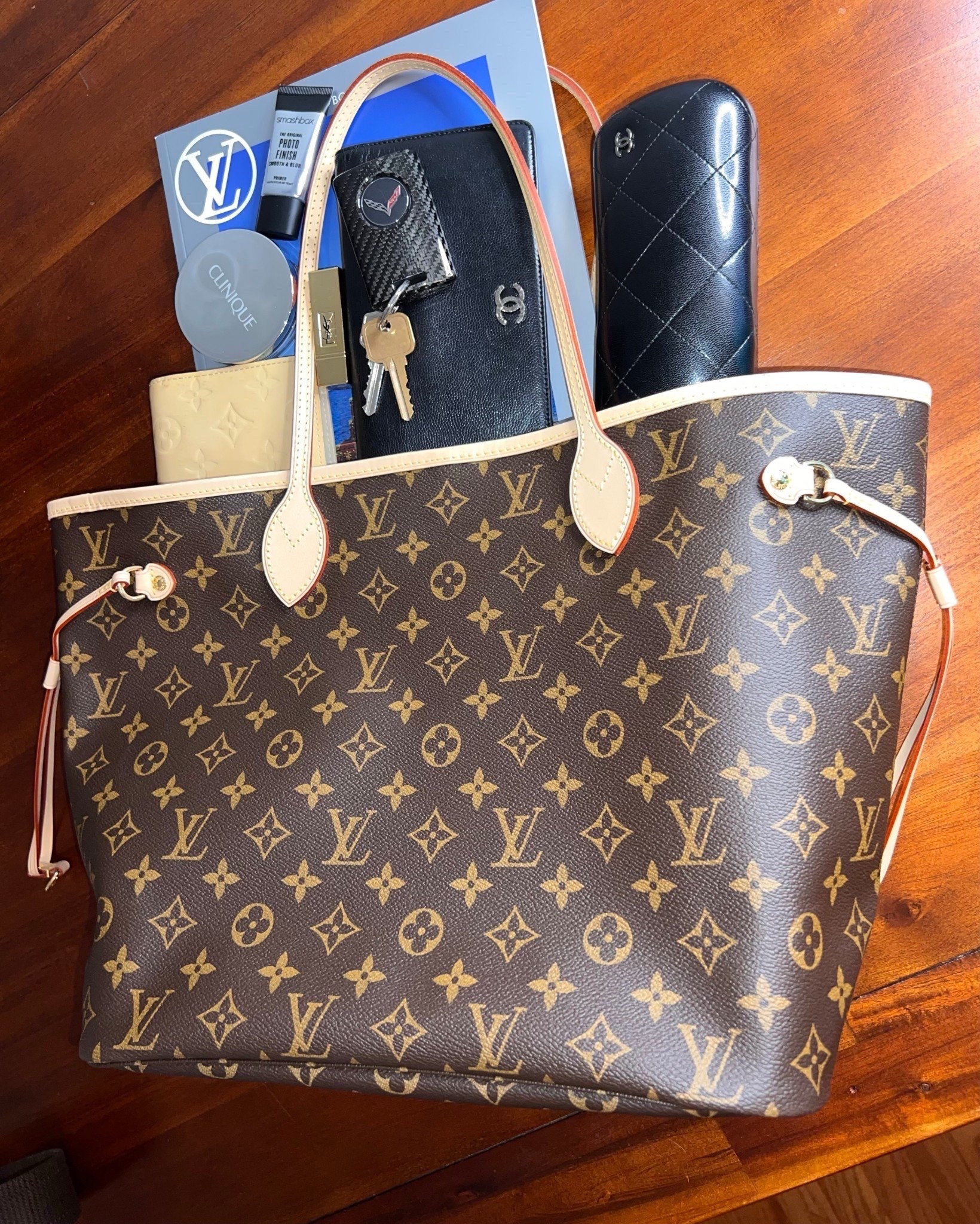 Mother’s Day gift ideas

#mothersdaygifts
#giftideasforher
#designerbags
#handbags
#ltkfashion

#LTKmomlife #LTKootd #LTKMothersDay