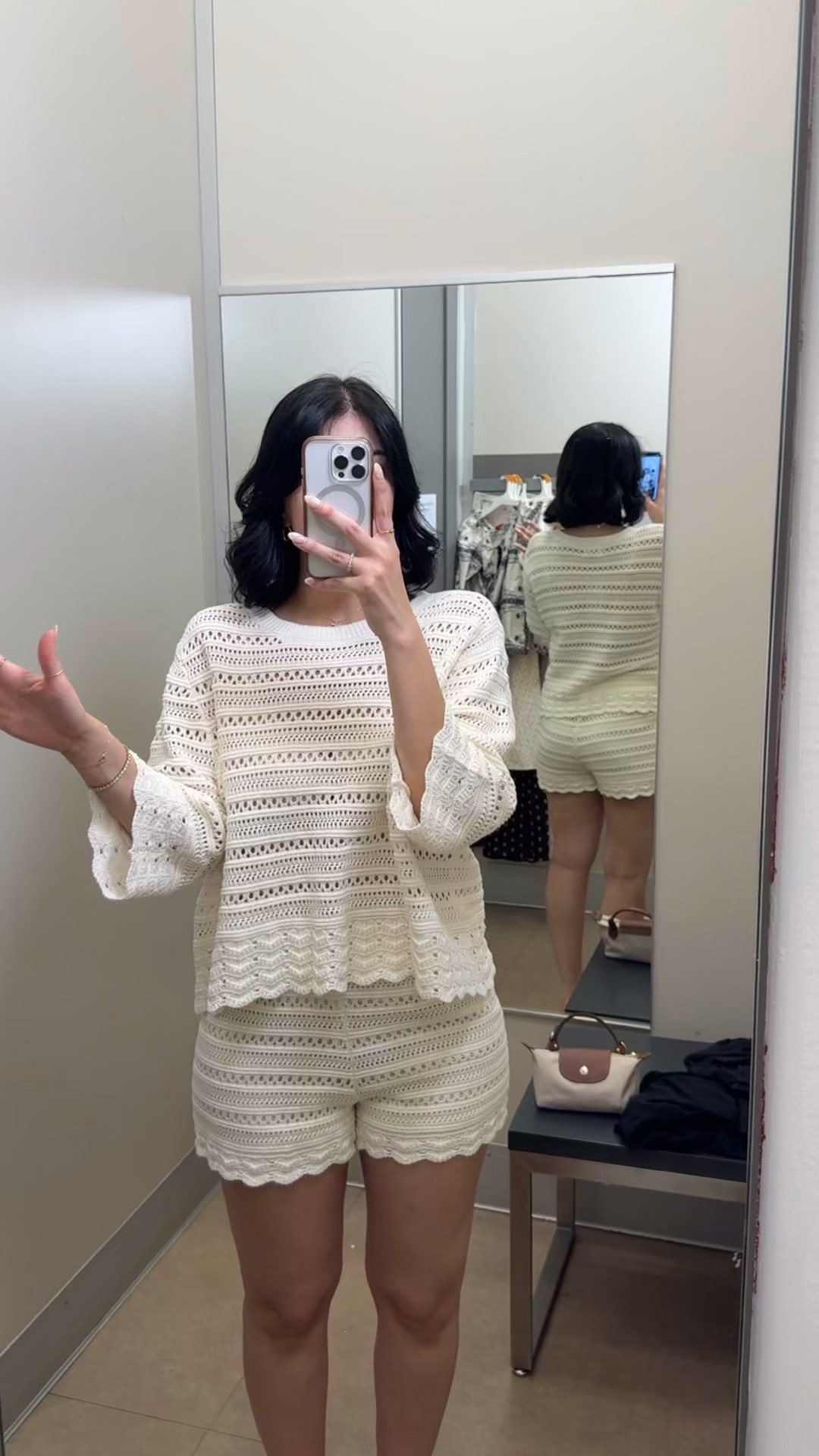 This set is so comfy 👏🏼🎯

#LTKMidsize #LTKSeasonal #LTKootd