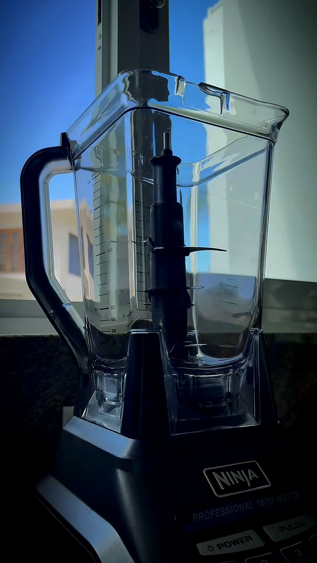 Obsessed with my newest kitchen upgrade 🤍 The Ninja Pro Blender & Food Processor is a total game changer — powerful, sleek, and seriously sharp. Meal prep has never been easier! It’s the little things. 

#foodies #kitchengadgets #ninja

#LTKHome