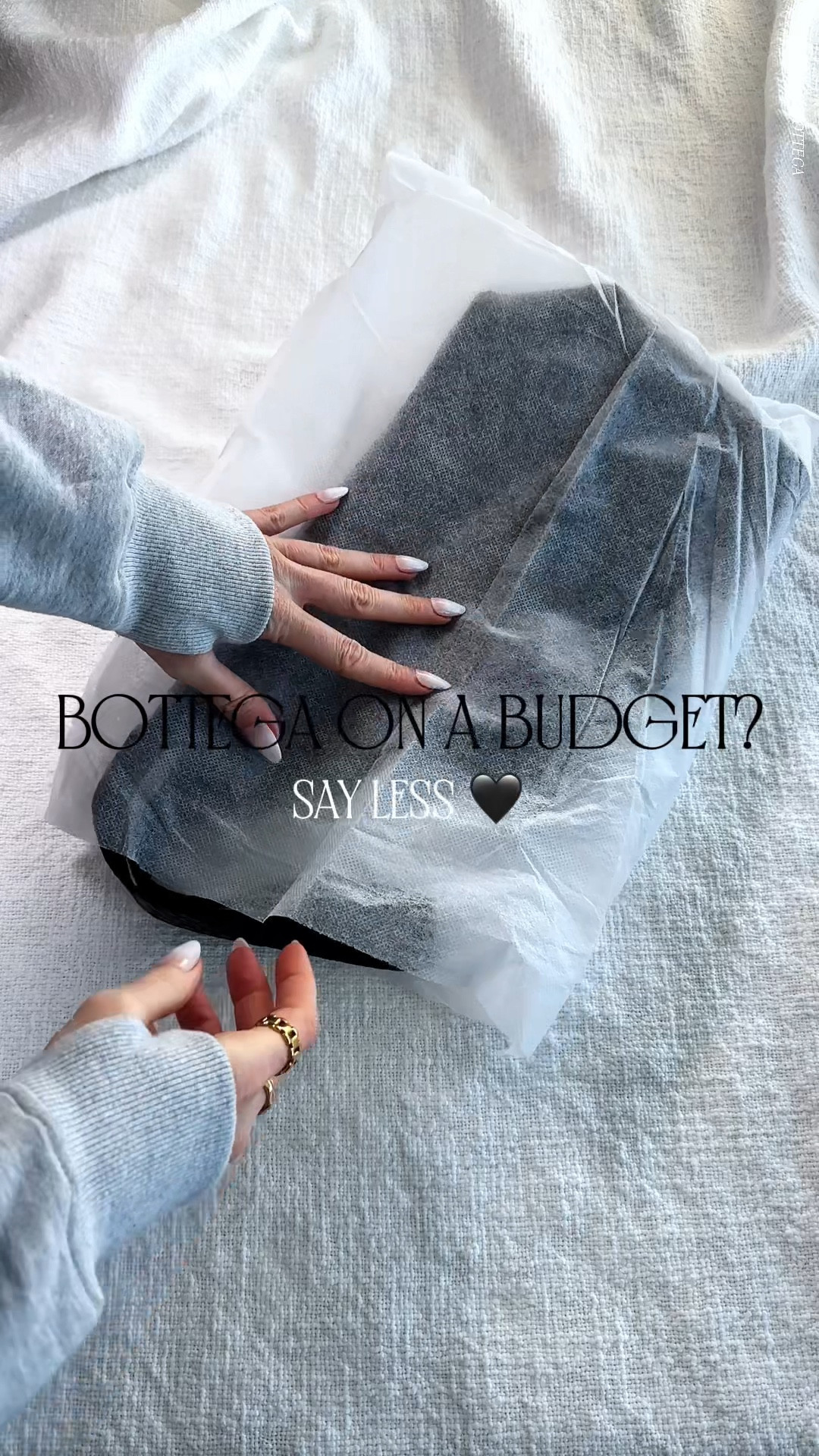 POV: You’re obsessed with a Bottega bag but love an Amazon dupe 🖤

#LTKItBag #LTKFindsUnder50 #LTKSaleAlert