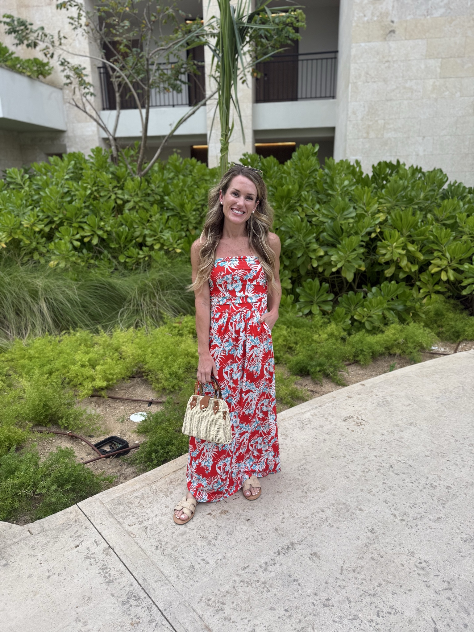 Beach dress
Maxi dress for vacation 
Wearing size small 
5’2” for reference 

#LTKTravel #LTKootd #LTKspring