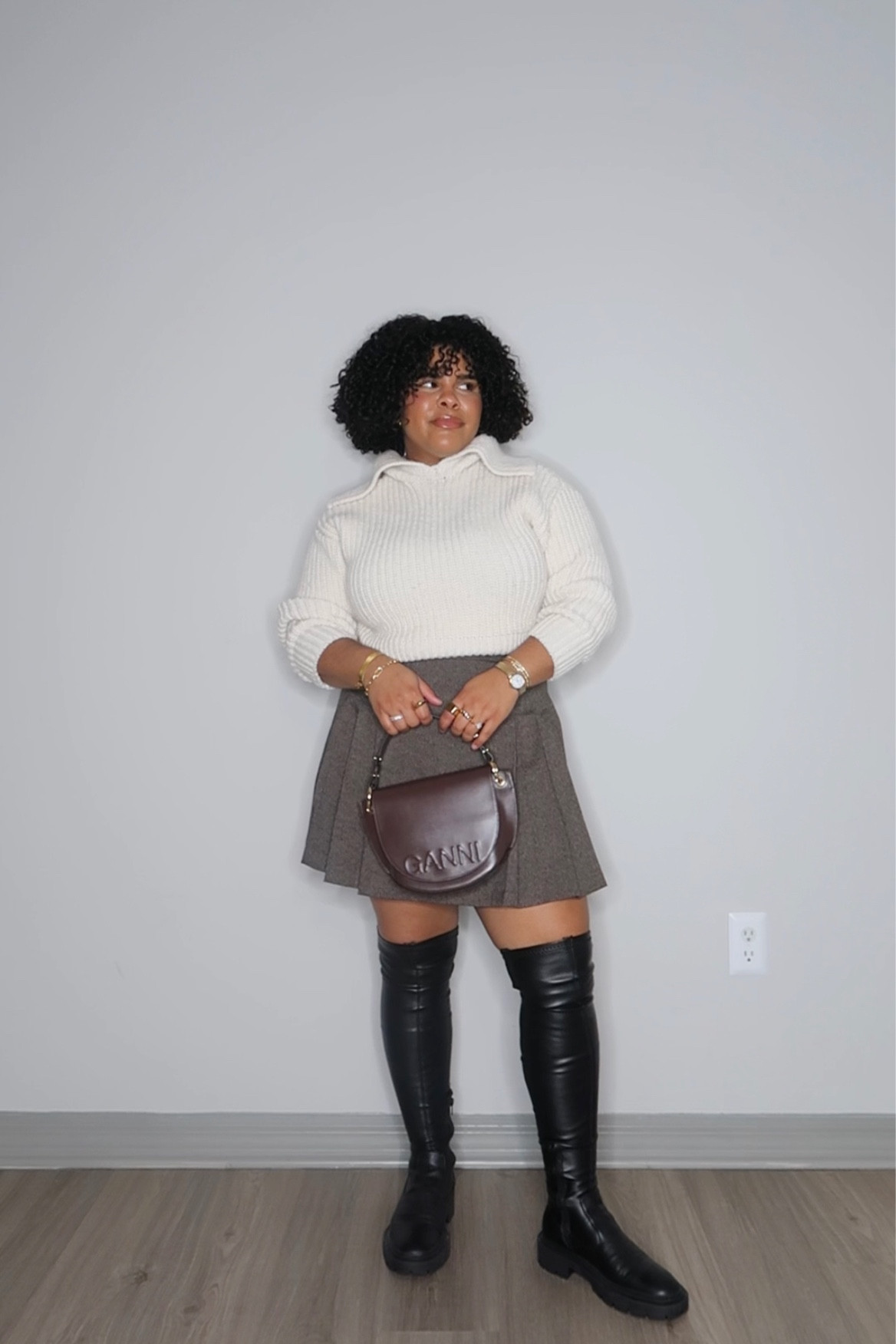 Skirt and sweater outfit inspo for fall 

#LTKstyletip